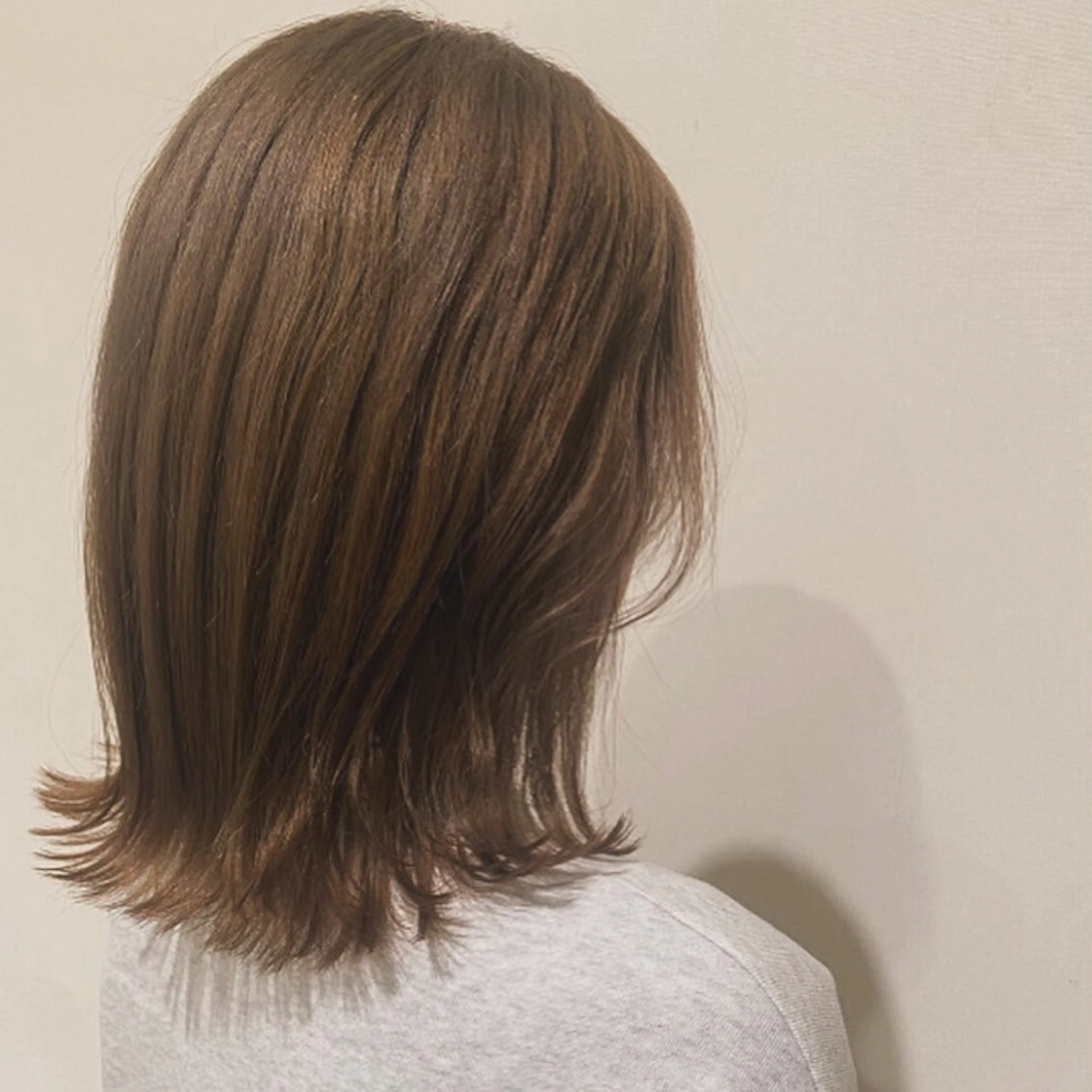 ミディアム 林 美月のヘアスタイル