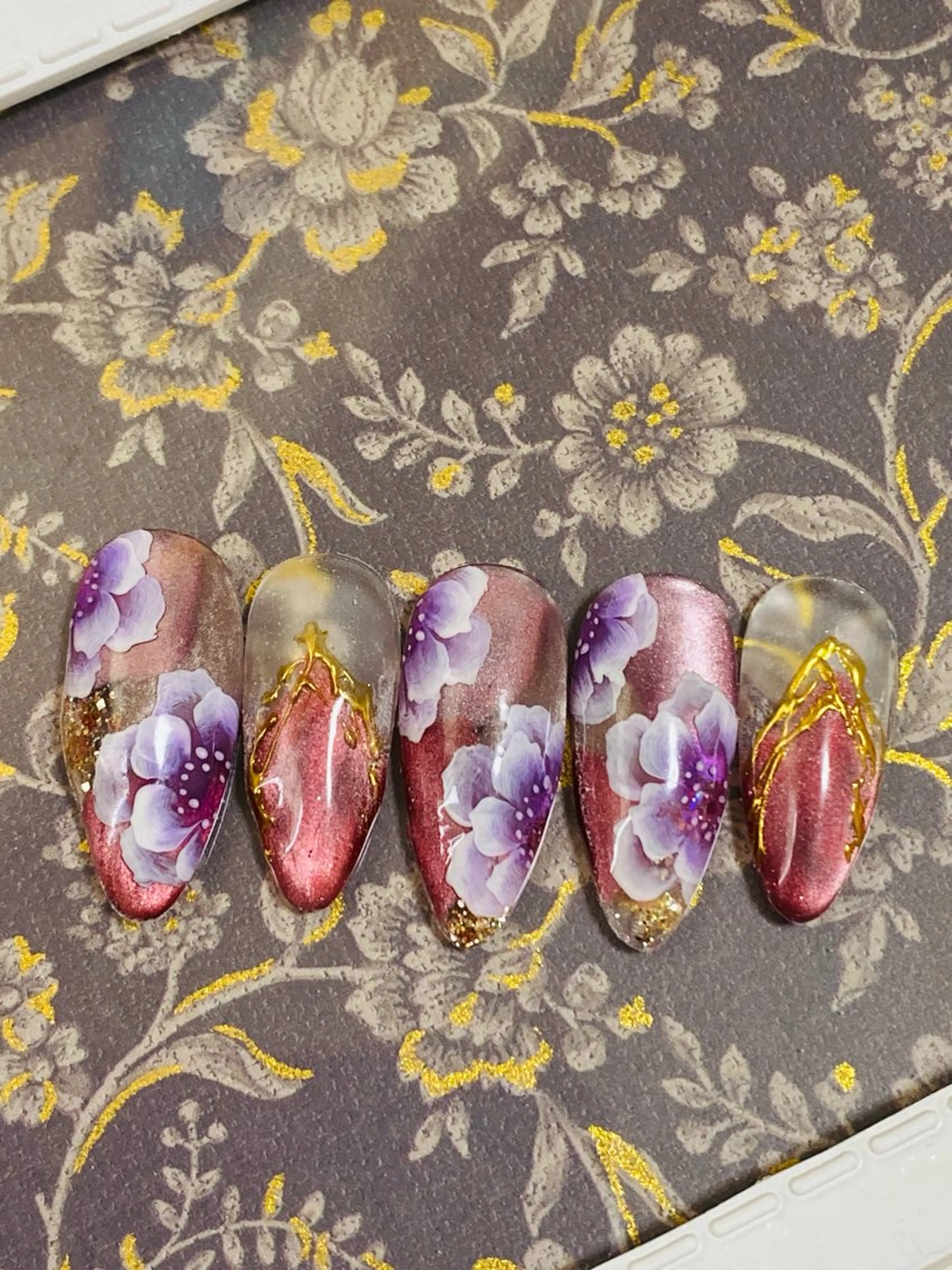 ネイル フラワーネイル マグネットネイル 自宅ネイルサロン ♦️nuance♦️のネイルデザイン