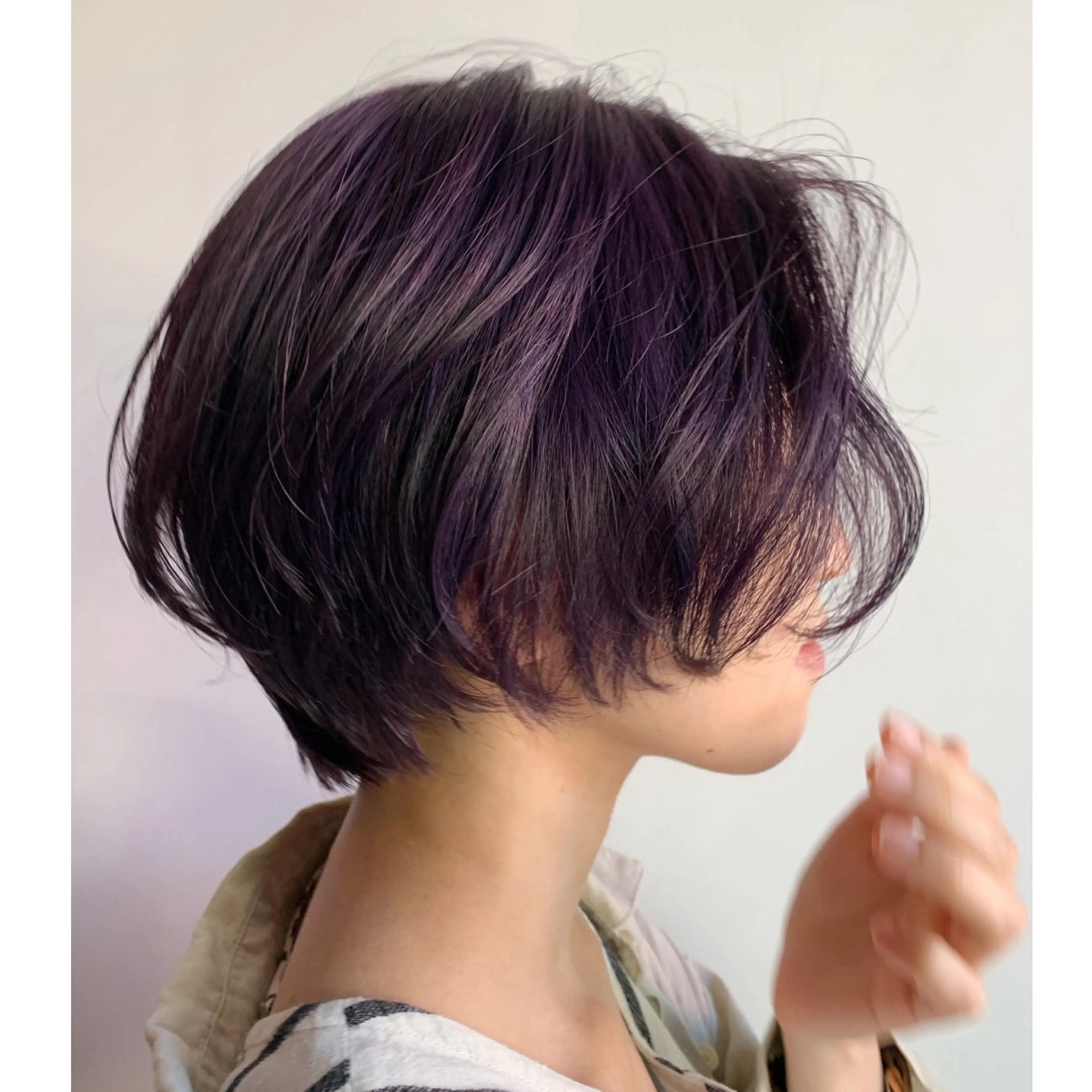 ショート カラー ディープパープル パープルカラー 🌈前田 ジュンのヘアスタイル