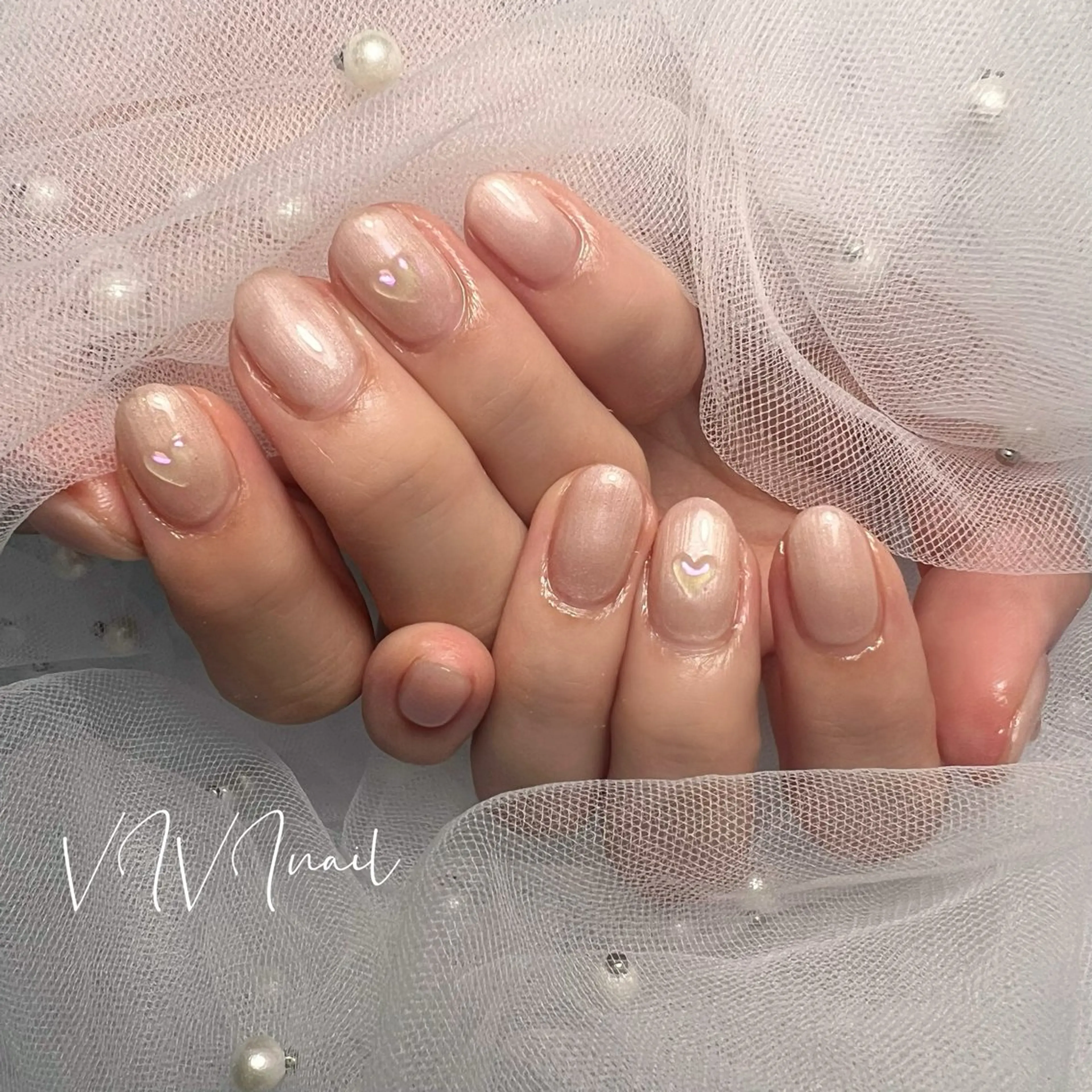 ネイル オーロラネイル ハート オフィスネイル ハンドネイル vivi nailのネイルデザイン