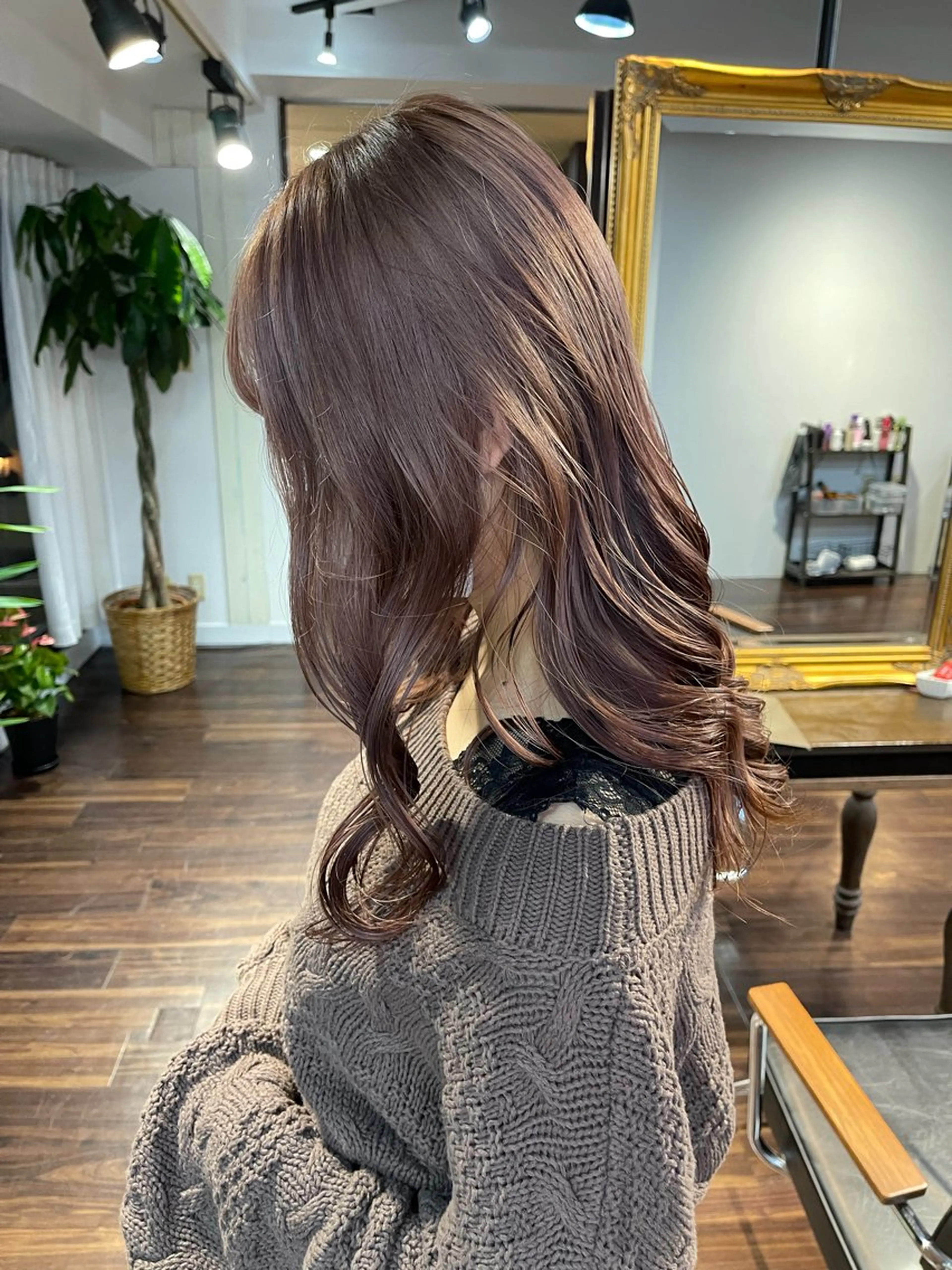 セミロング カラー ベージュカラー デザインカラー ダブルカラー ハイトーンカラー イルミナカラー ヘアカラー トリートメント 心斎橋ダブルカラー ボブ/レイヤーのヘアスタイル