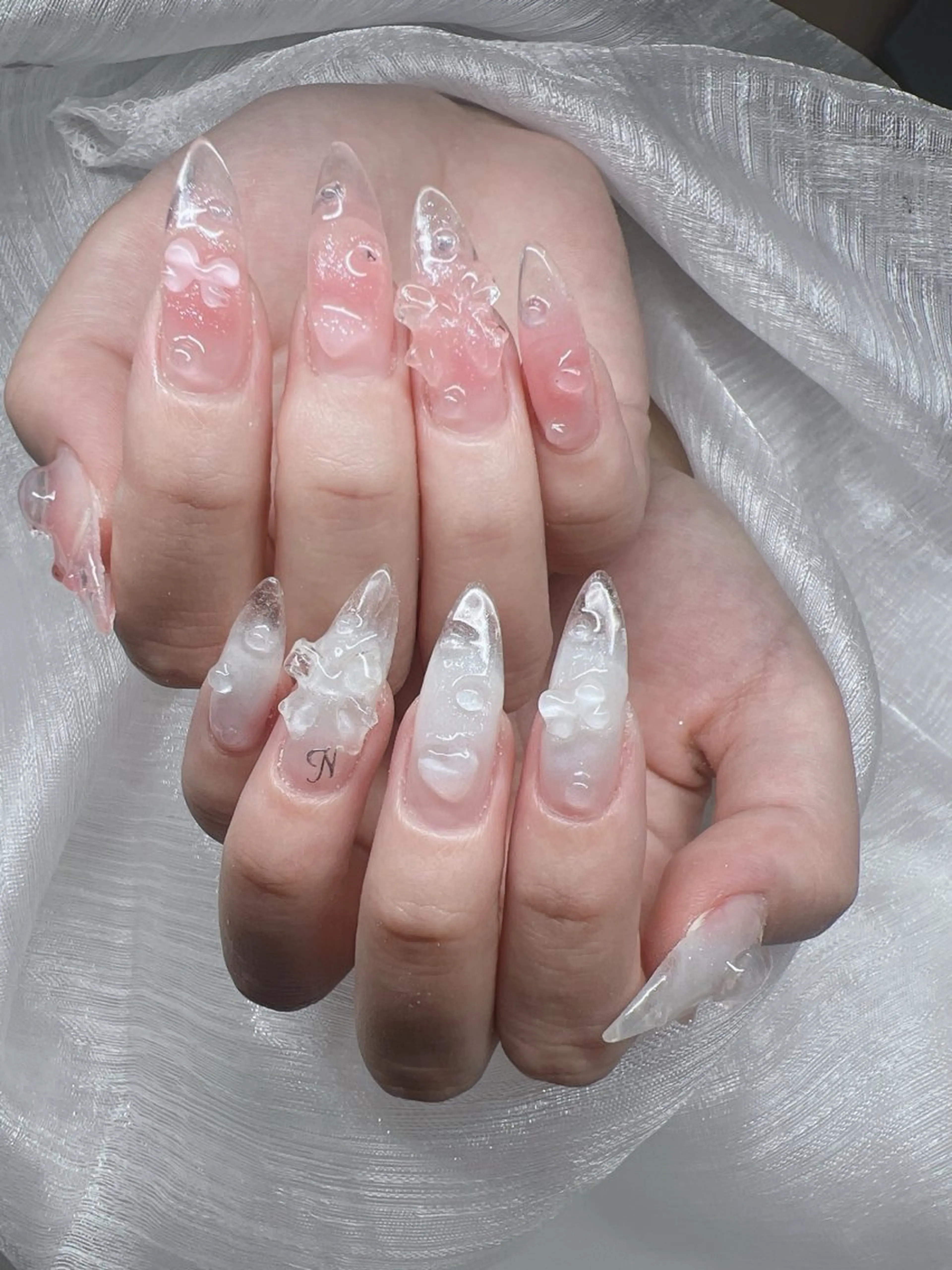 ネイル 長さ出し グラデーション キラキラネイル マグネットネイル ニュアンスネイル ハンドネイル Lee Nails チップ長さだし専門店のネイルデザイン
