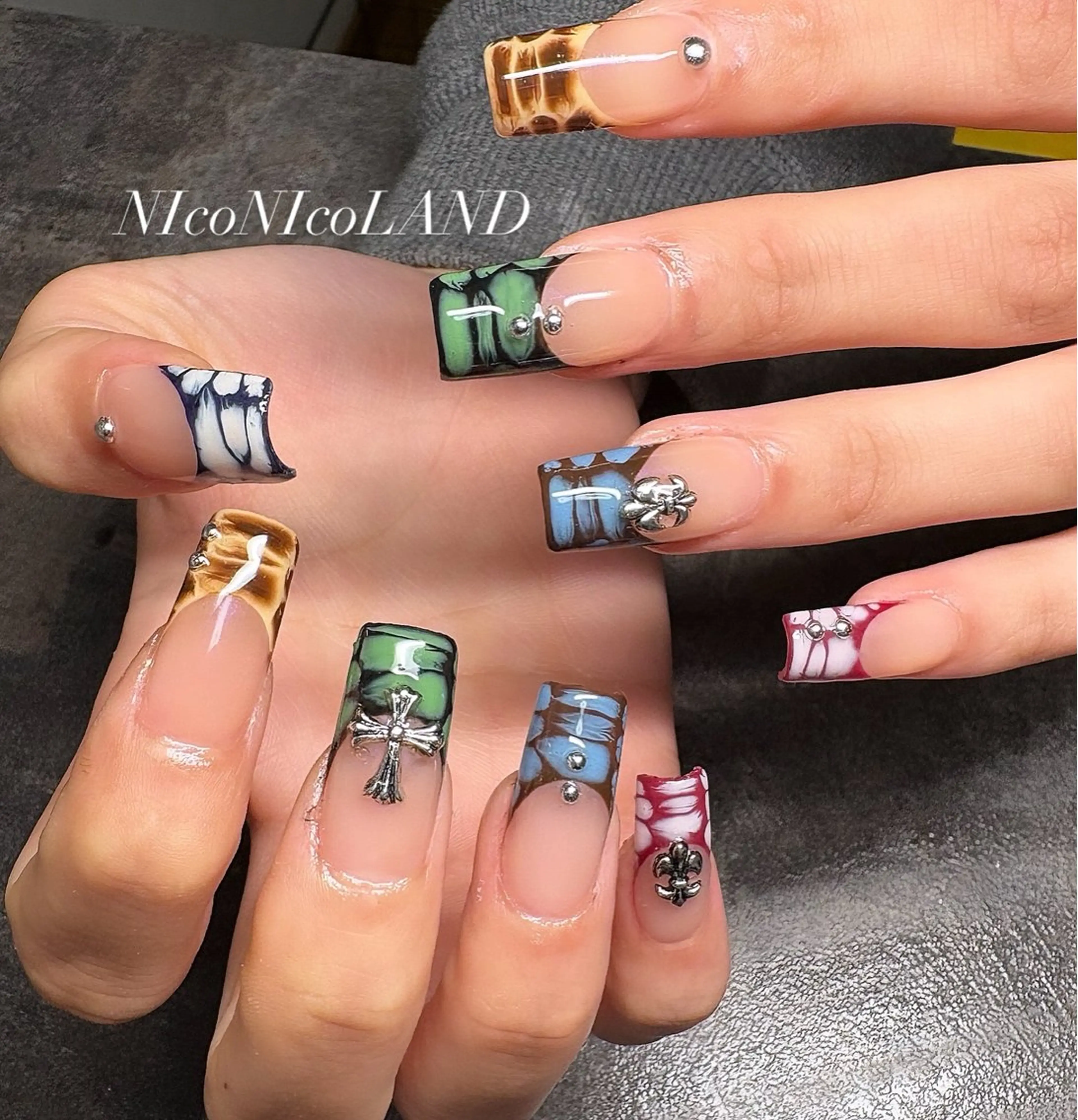 ネイル NIcoNIco LAND☺︎のネイルデザイン