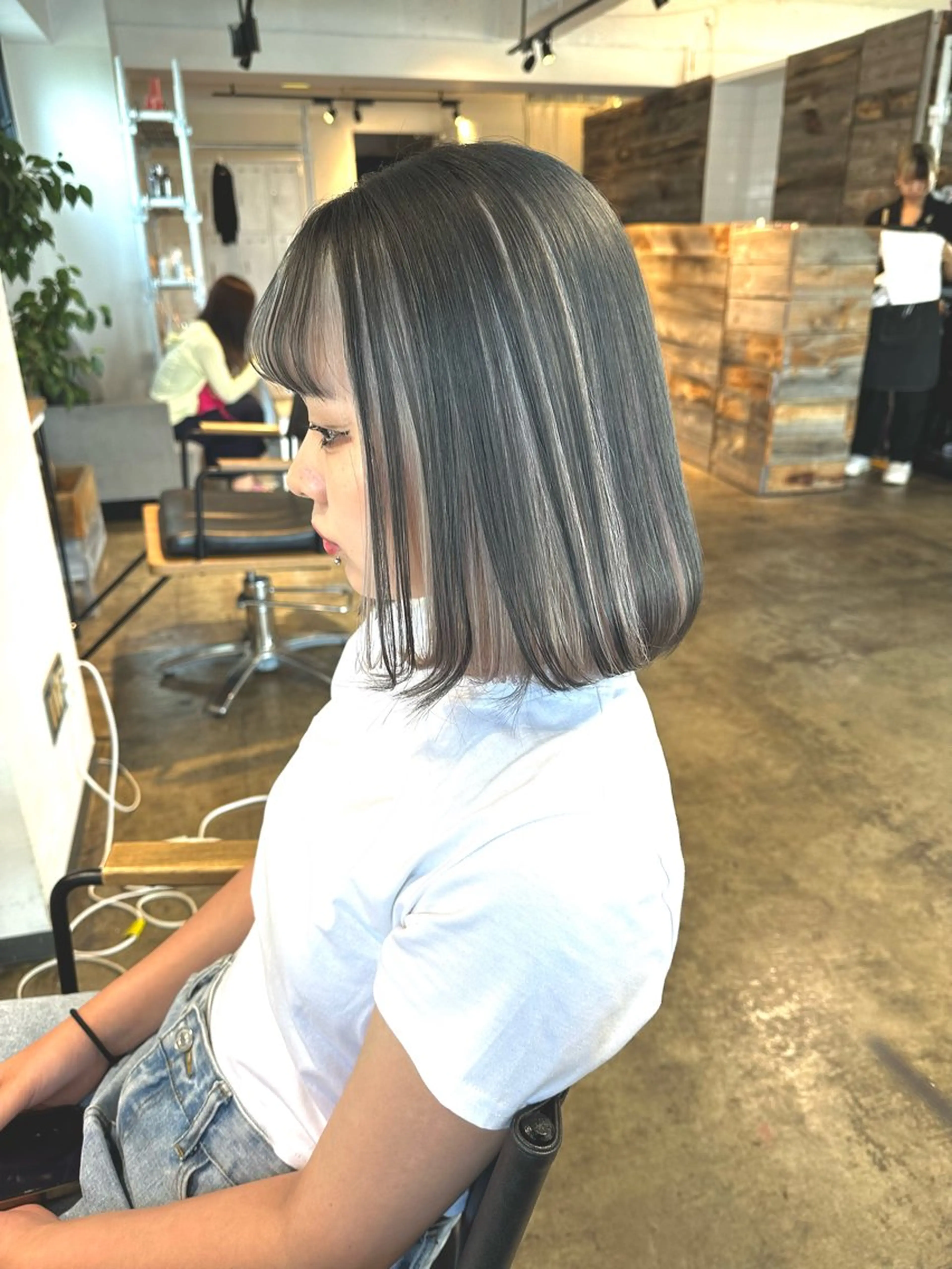 ミディアム etore 矢場町 南沙希のヘアスタイル