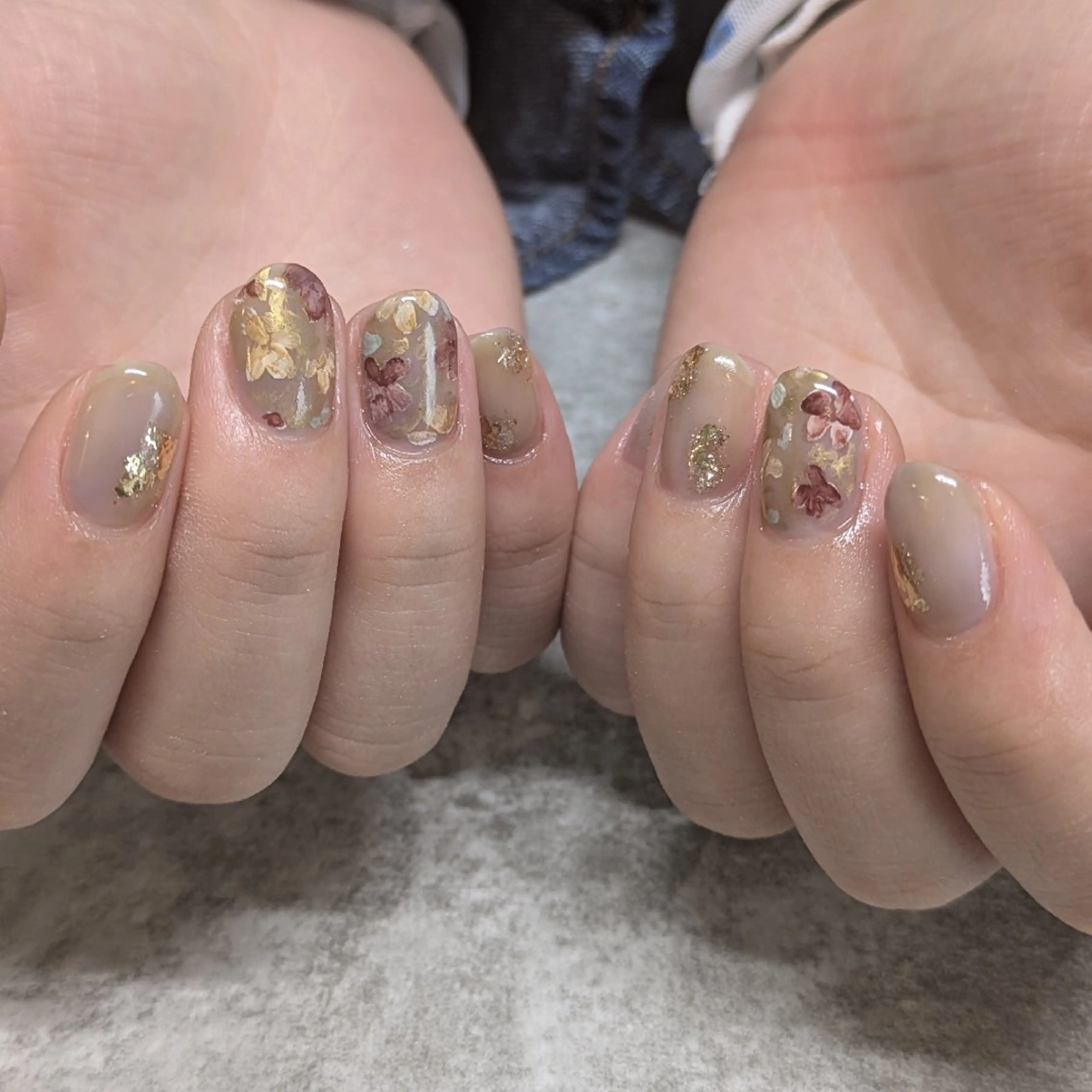 ネイル ニュアンスネイル 【新宿三丁目】AMIのネイルデザイン