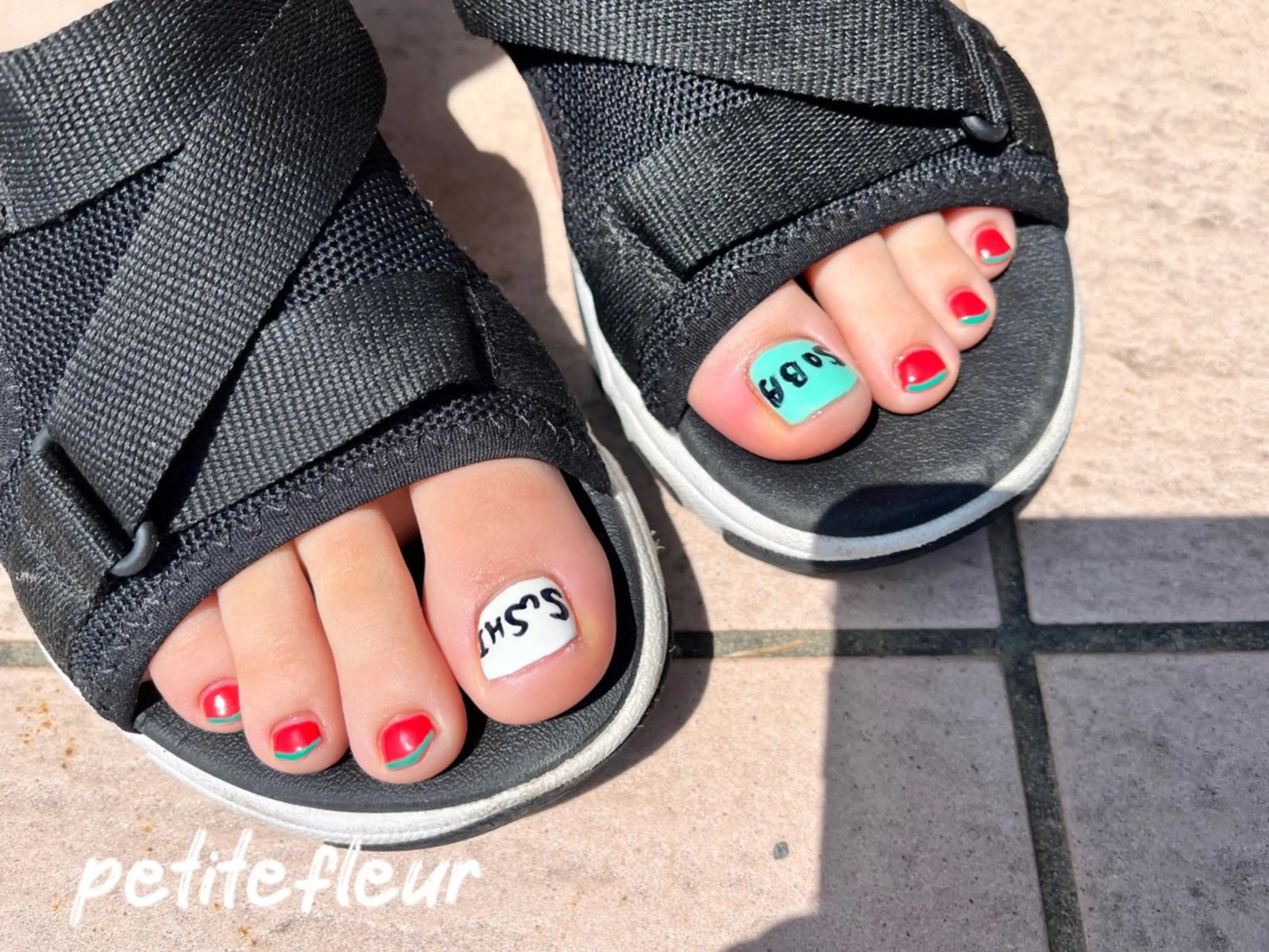 ネイル アートネイル フットネイル ビューティーサロン プチフルールのネイルデザイン