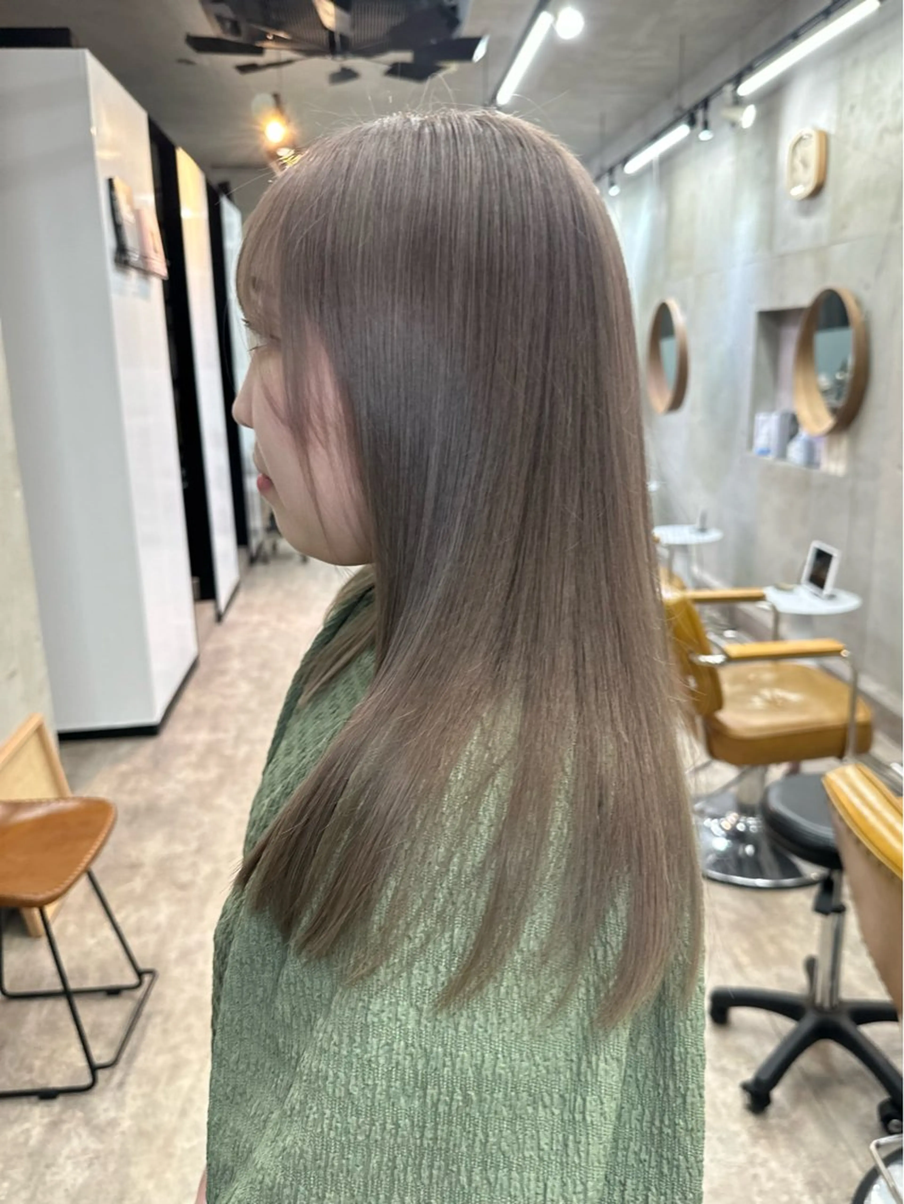 ミディアム カラー グレージュ ヘアカラー トリートメント SALT WATER　恵比寿所属・レイヤーカット💫 ／HARUKA🎀のヘアスタイル