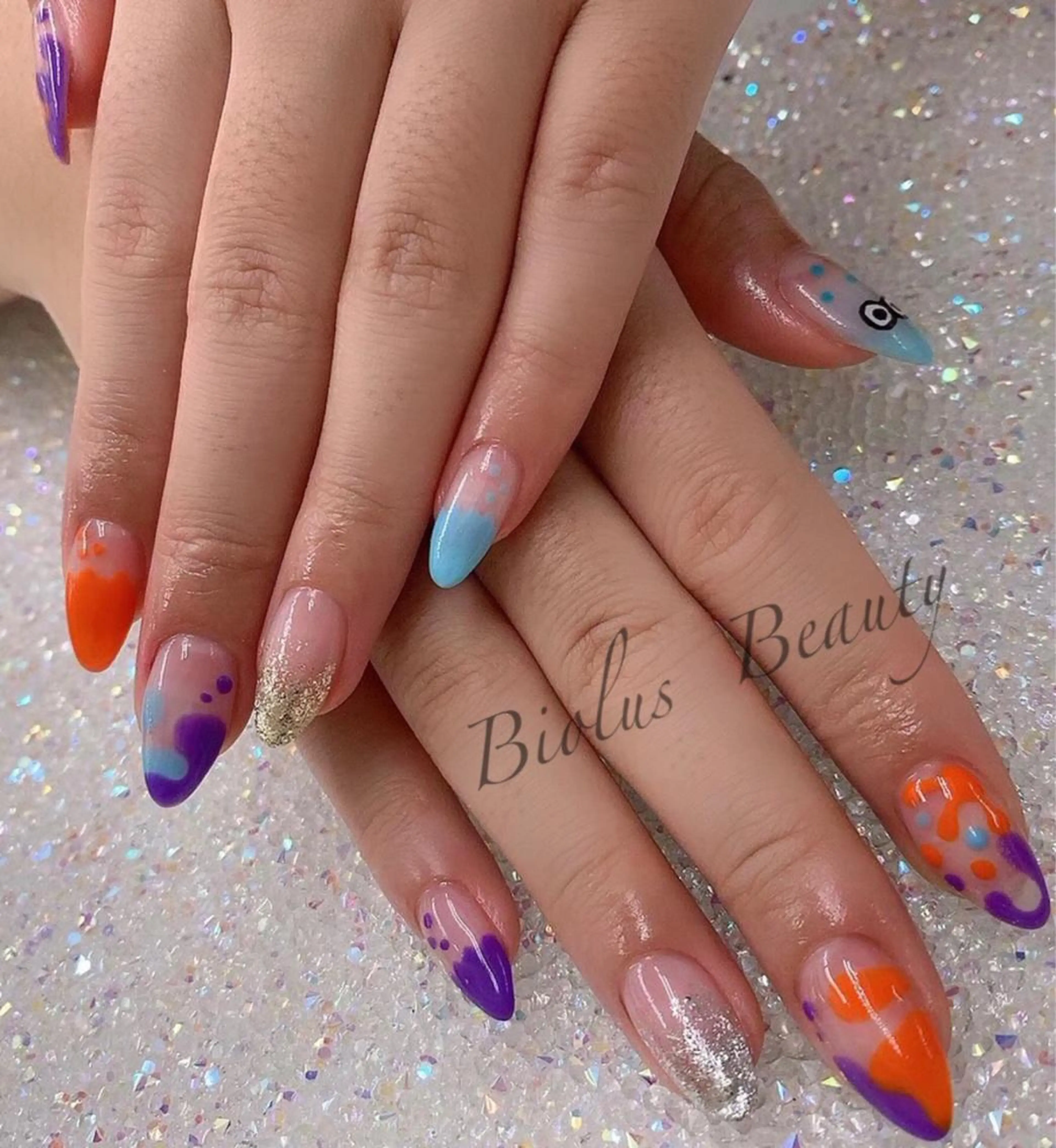 ネイル 持ち込み vimore ネイルサロンのネイルデザイン