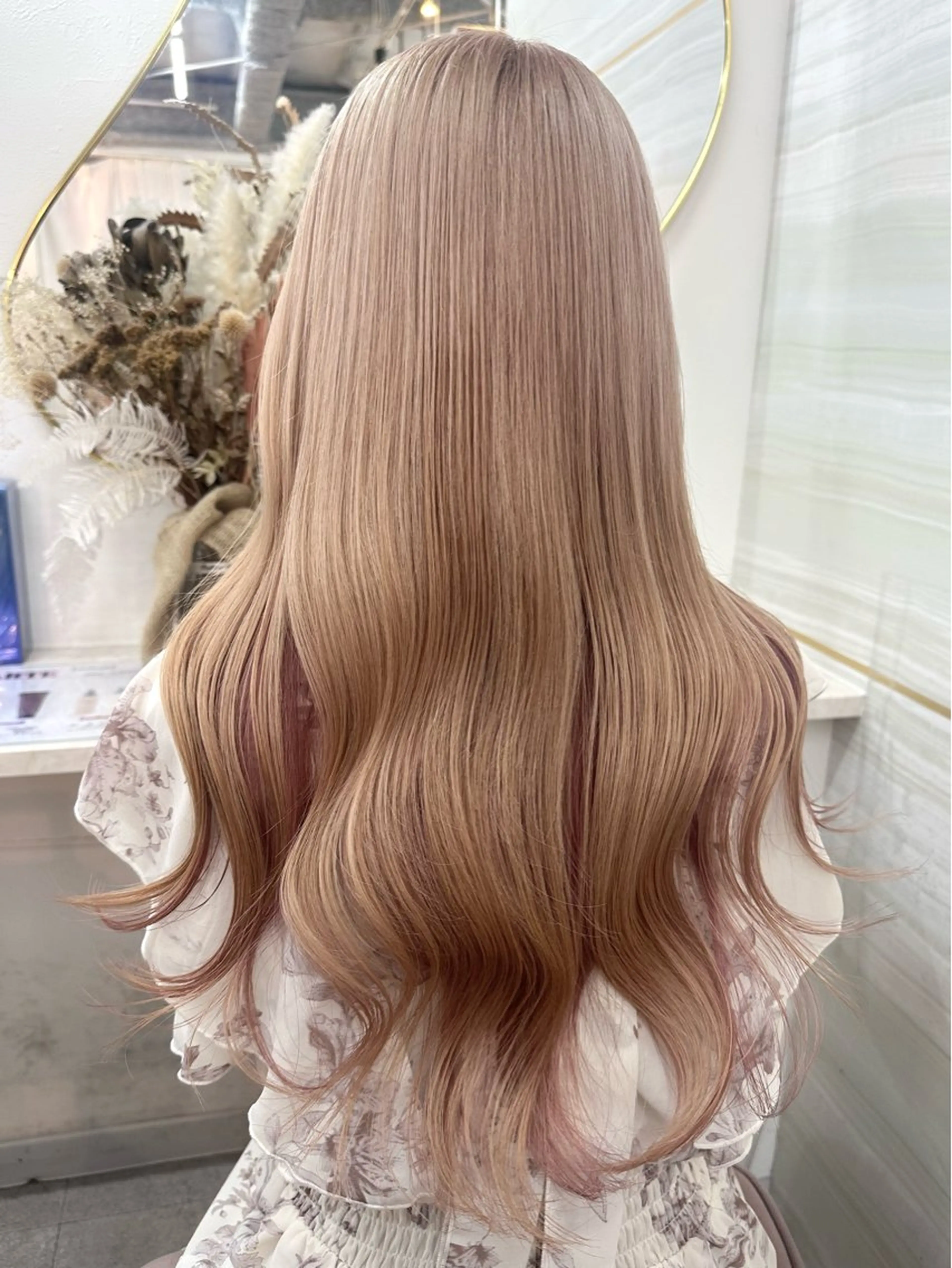 ロング カラー ベージュカラー ブリーチ ブラウンカラー ケアブリーチ ハイトーンカラー ヘアカラー 🦋高瀬寛菜🦋 韓国/ブリーチのヘアスタイル