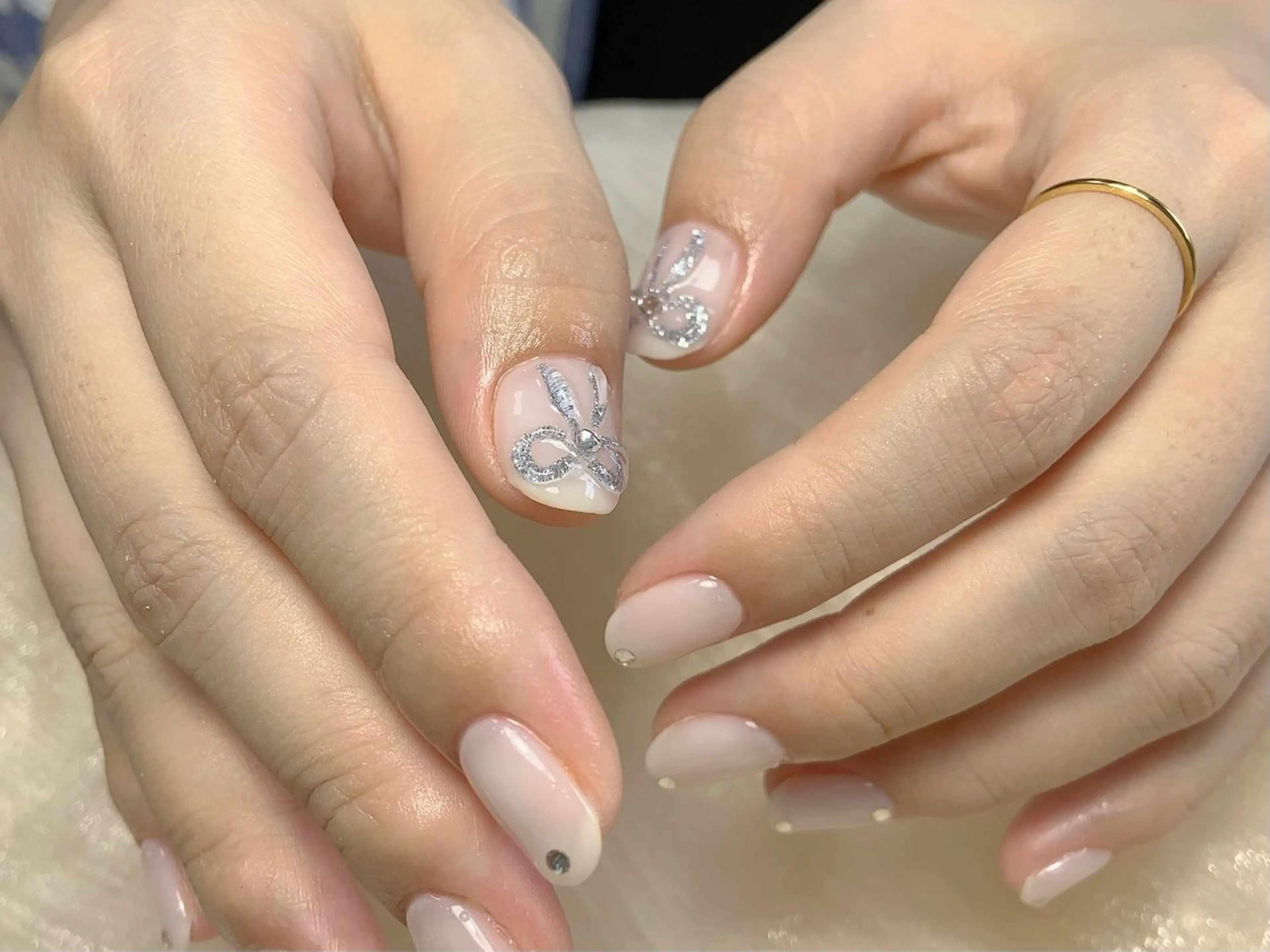 ネイル リボン ハンドネイル Nail Jolie所属・Nail Jolieのネイルデザイン