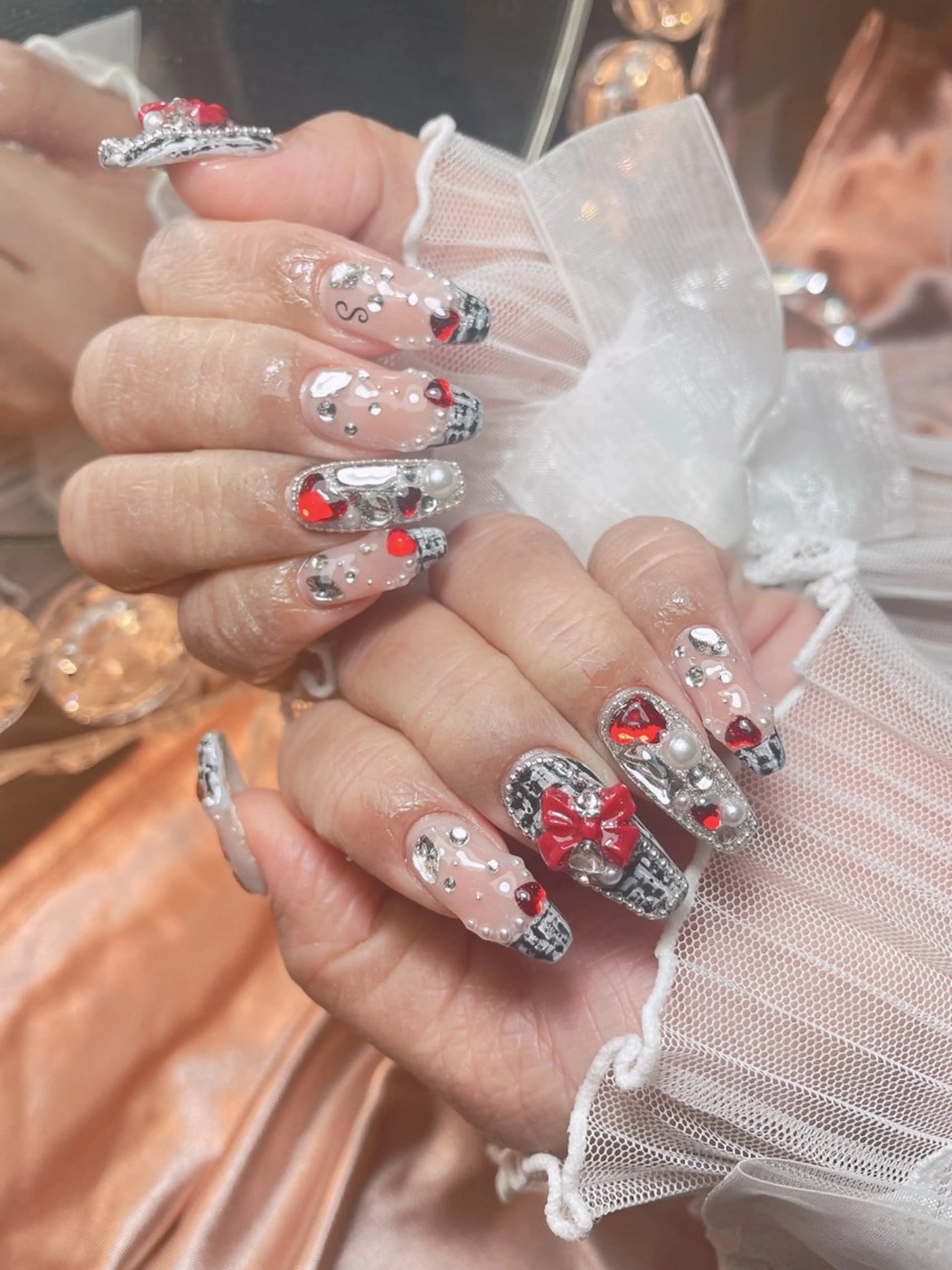 ネイル 23時まで❤︎韓国、 ワンホンネイルのネイルデザイン