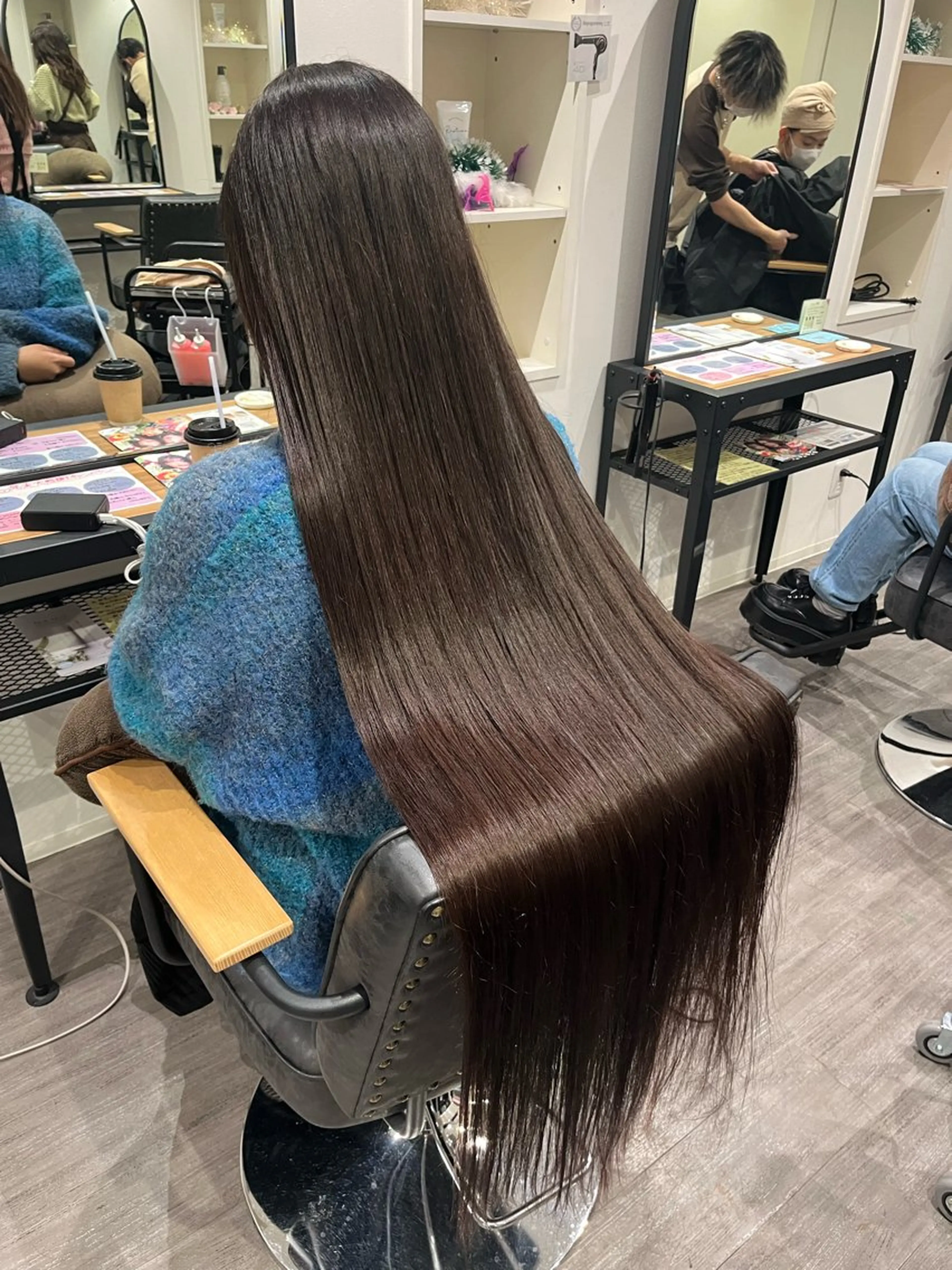 ロング カラー ブラウンカラー ナチュラルブラウン ヘアカラー トリートメント カラーリスト💟草間 紫音💟のヘアスタイル