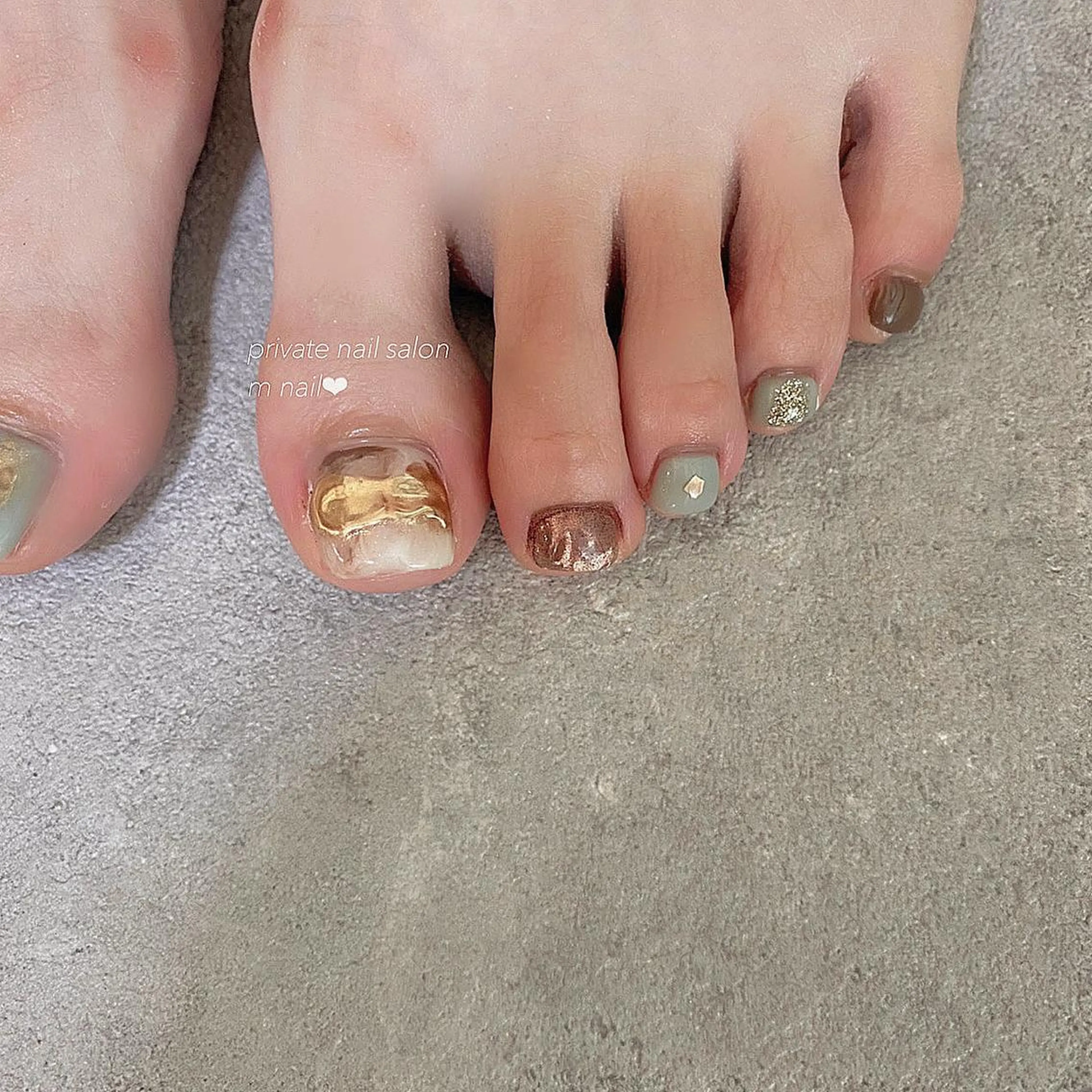 ネイル フットネイル 小河原 舞のネイルデザイン