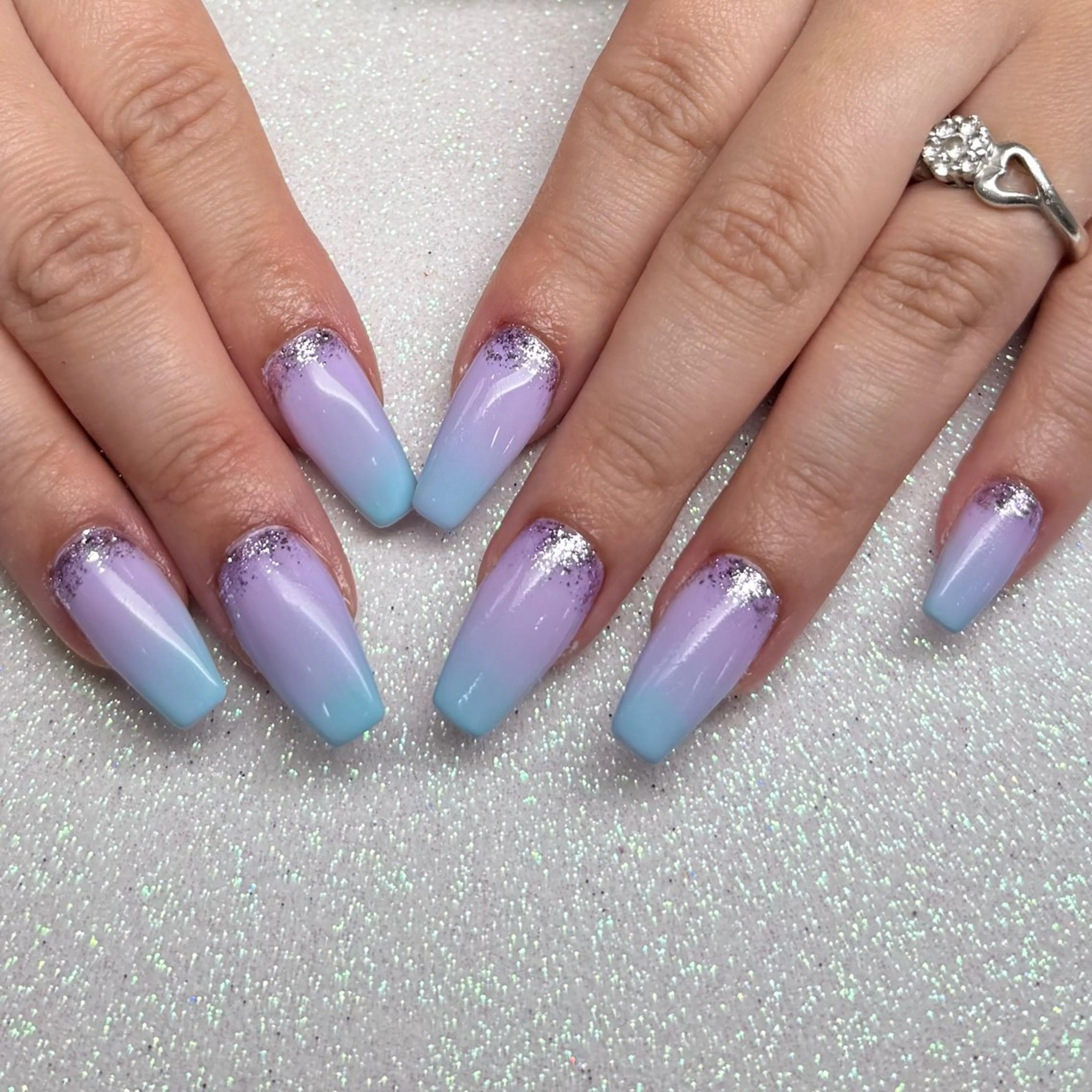 ネイル ハンドネイル VIERU 🌈🎀💖のネイルデザイン