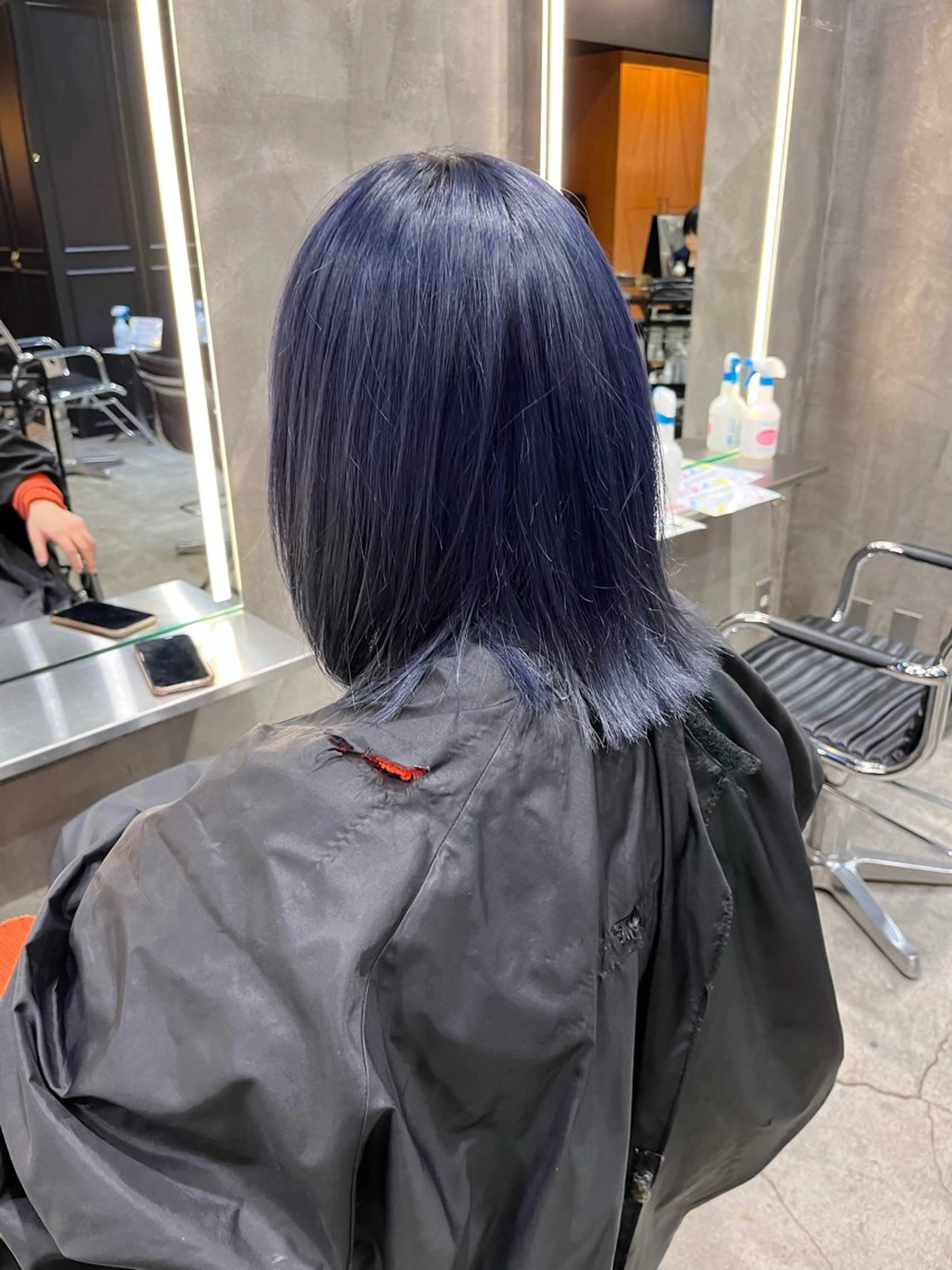 カラー ブリーチ ブルーカラー ネイビーカラー NYLON.所属・ブリーチ/縮毛矯正 ❤️‍🔥シンノスケのヘアスタイル