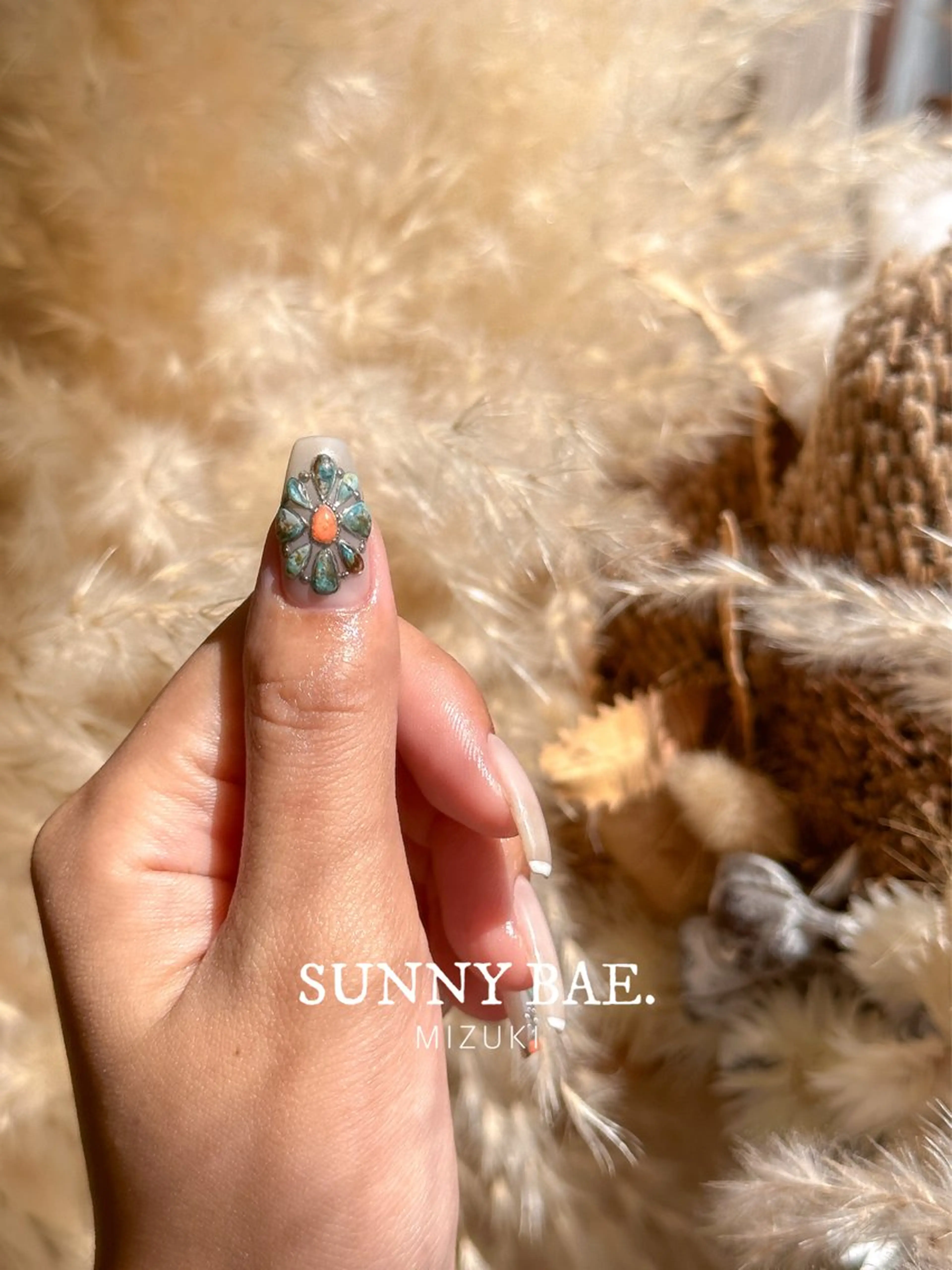 ネイル アートネイル フレンチネイル 夏ネイル SUNNY BAE. 🌼MIZUKIのネイルデザイン