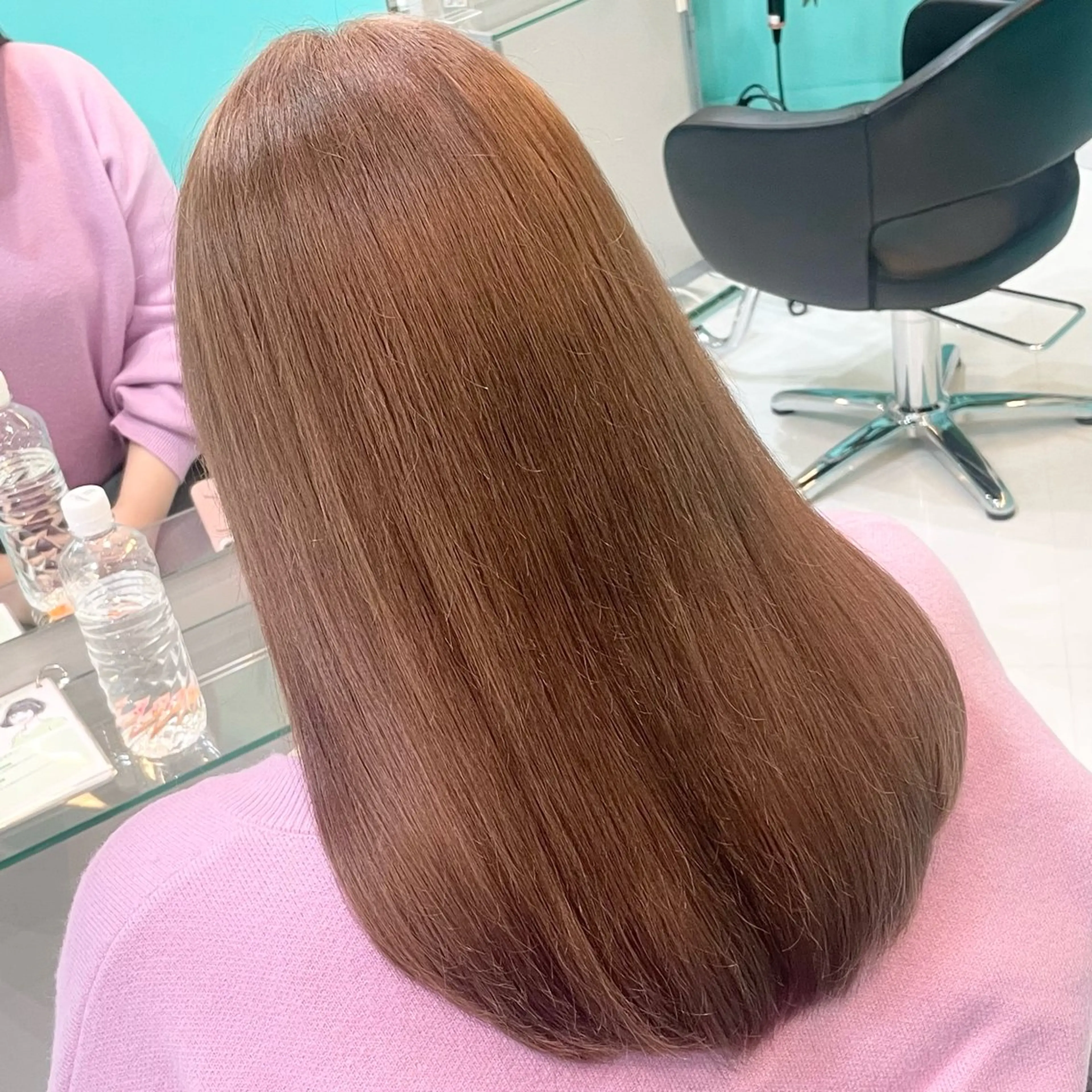 セミロング カラー ピンクカラー 艶/透明感 🫧カラーのヘアスタイル