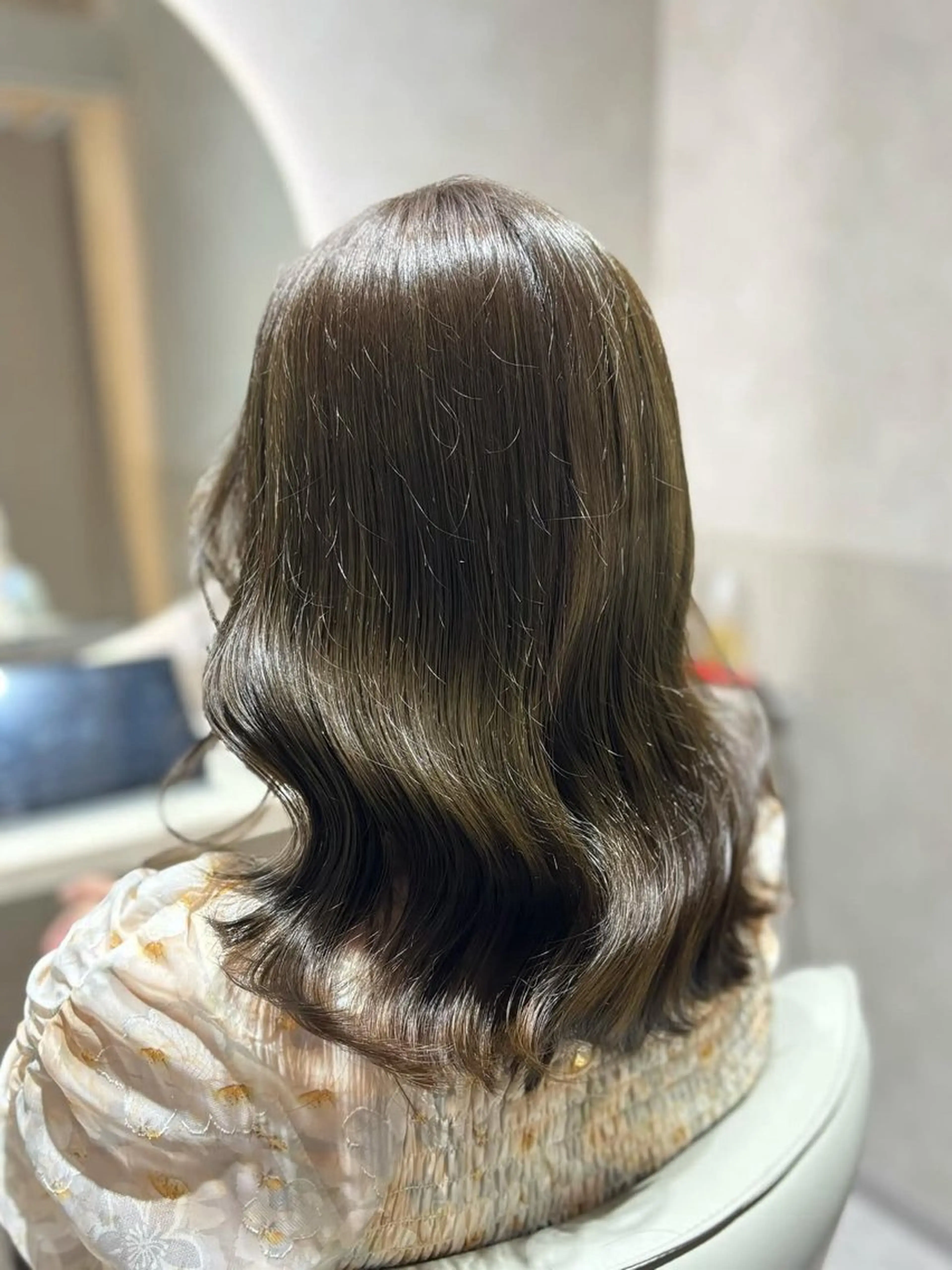 セミロング カラー カット ヘアカラー トリートメント classic kawasaki所属・川崎のカラー職人🥣 kentaのヘアスタイル