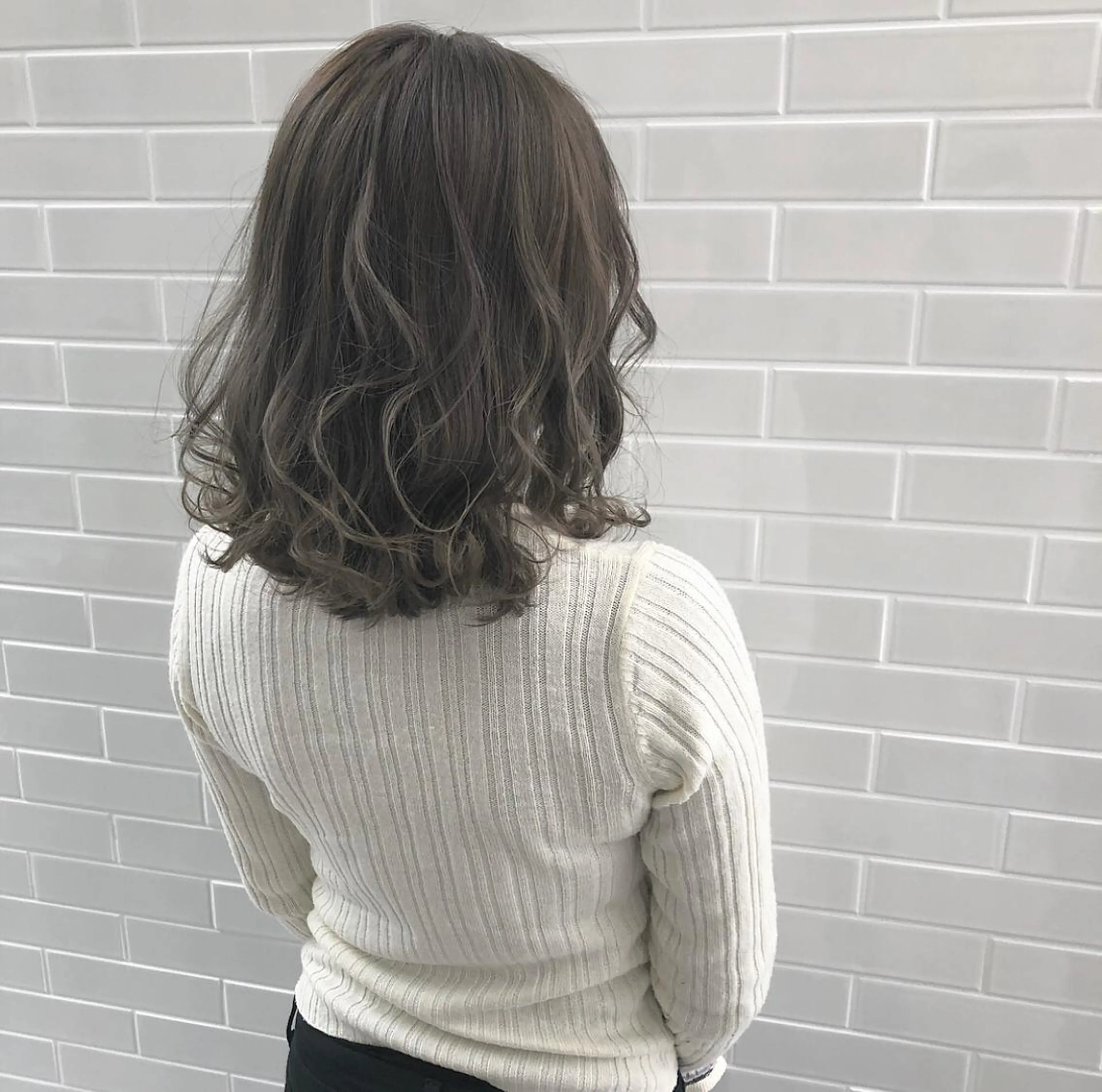 ミディアム カラー ブリーチ autre所属・大久保 ひでなりのヘアスタイル