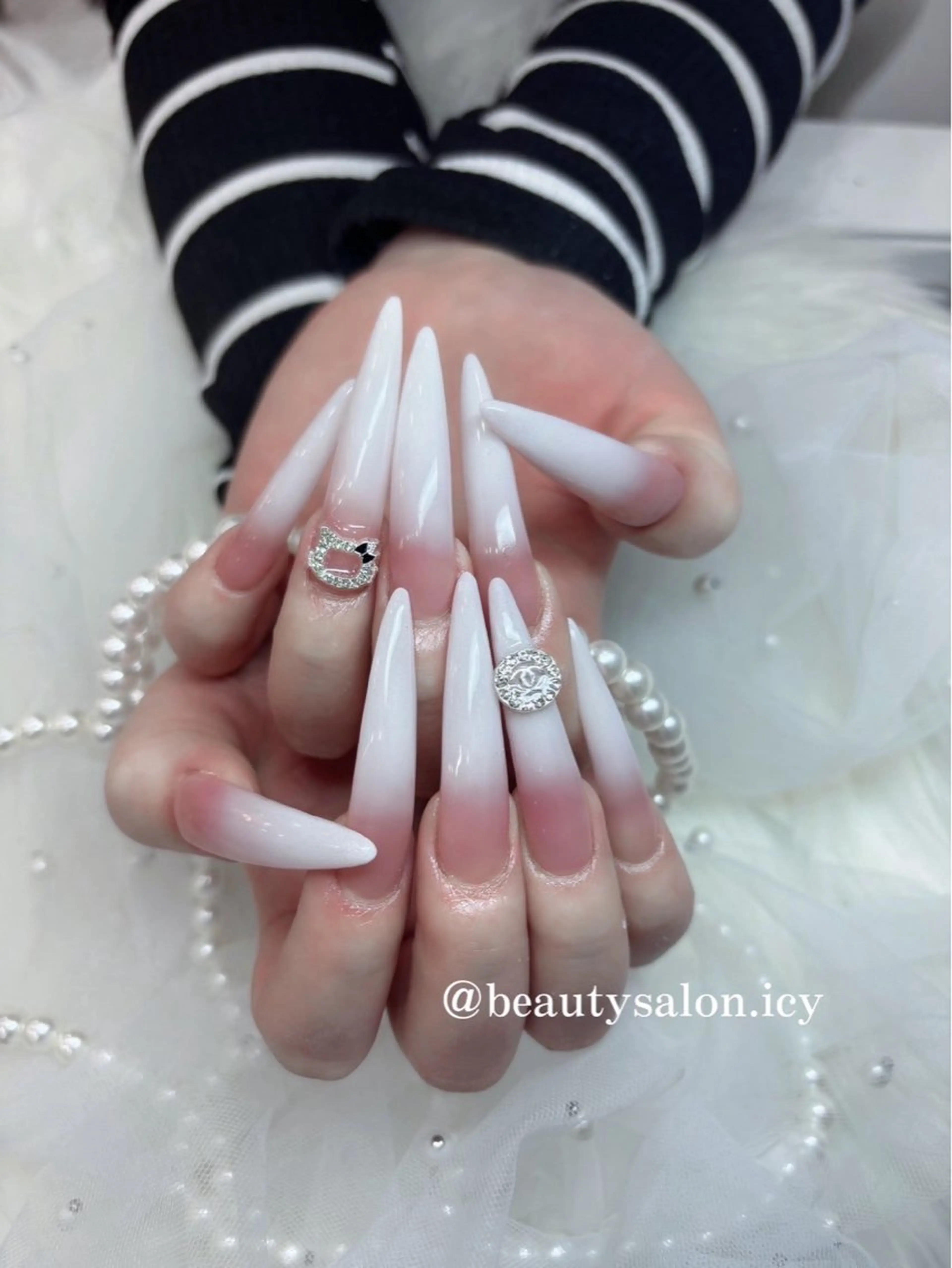 ネイル ロングネイル スカルプネイル ワンホンネイル icy nail れいあのネイルデザイン