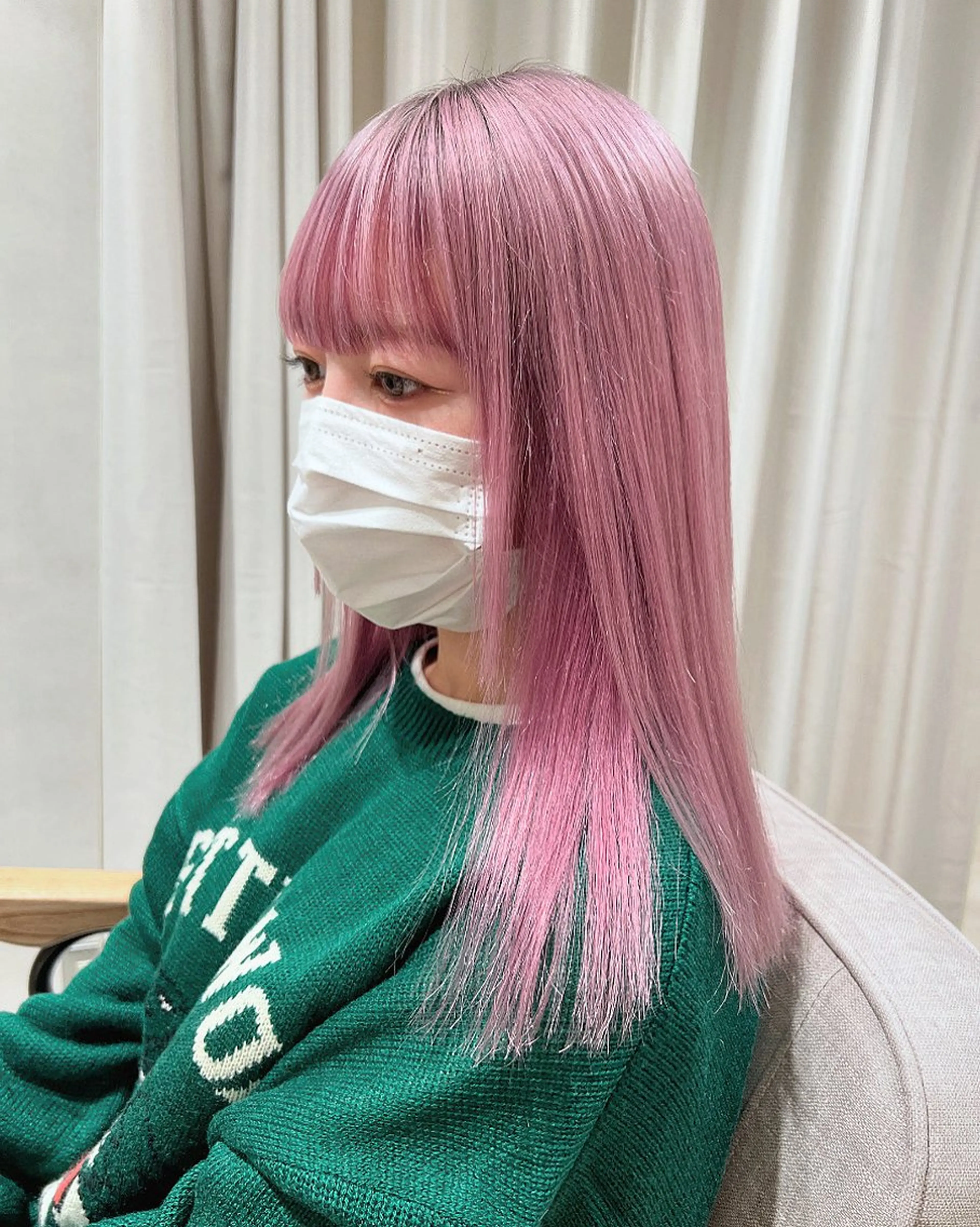 ミディアム カラー ブリーチ ケアブリーチ ピンクカラー レイヤーカット/韓国 艶カラー🪄REN.のヘアスタイル
