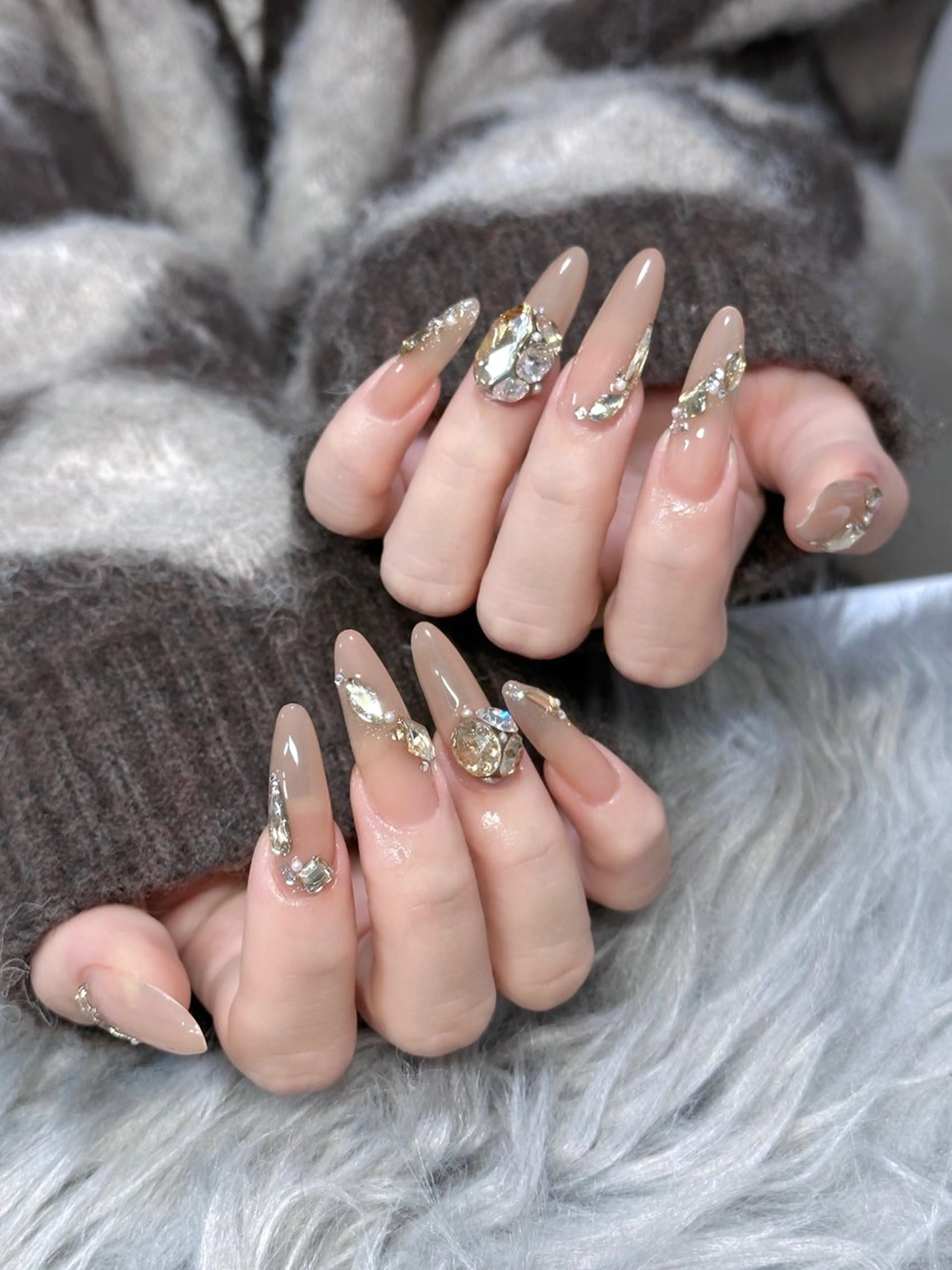 ネイル ハンドネイル Dark Honey Susuのネイルデザイン