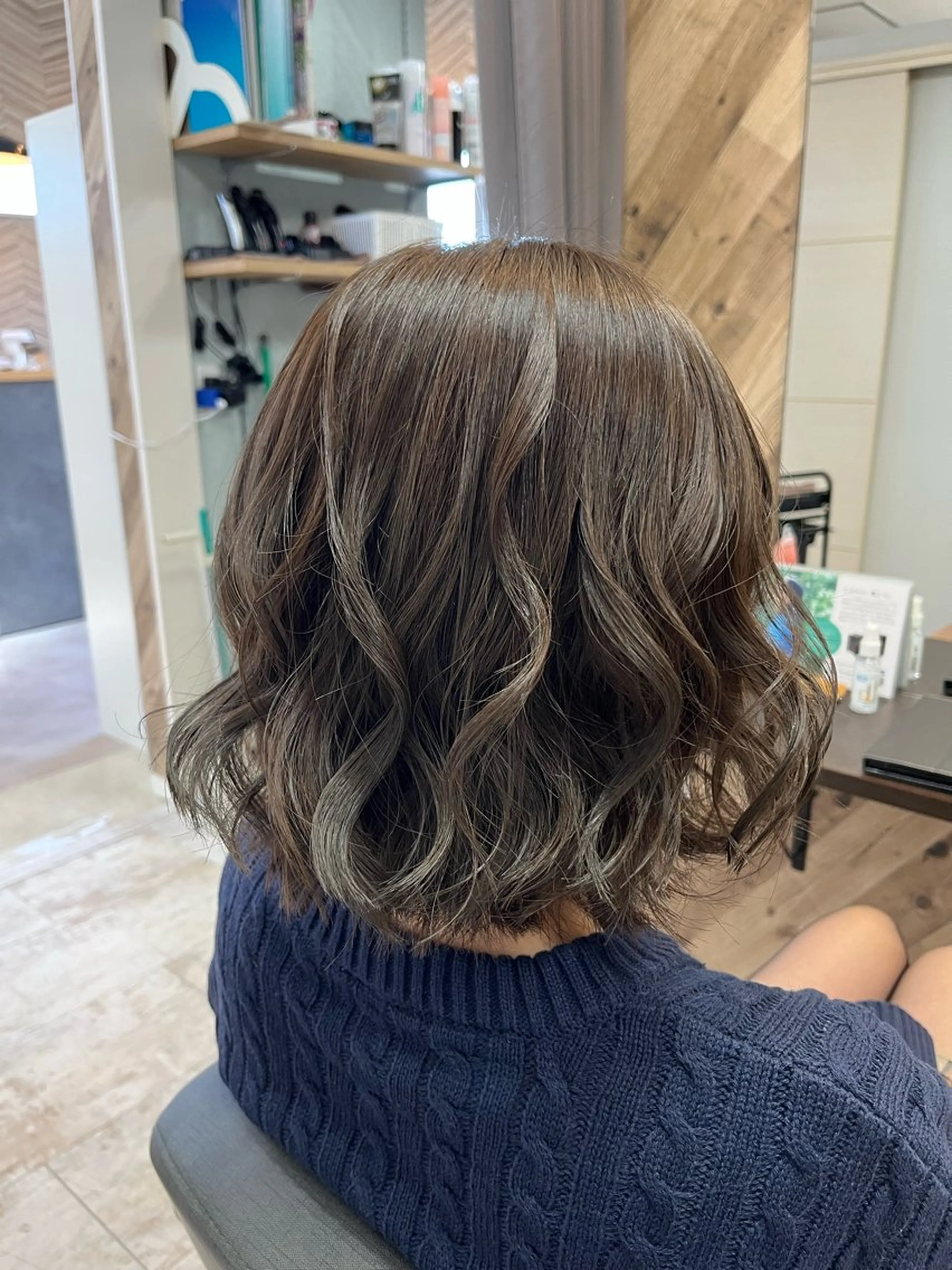 ミディアム カット ヘアカラー トリートメント テーラヘアプラス　木更津２号店所属・渡邉 三香子のヘアスタイル