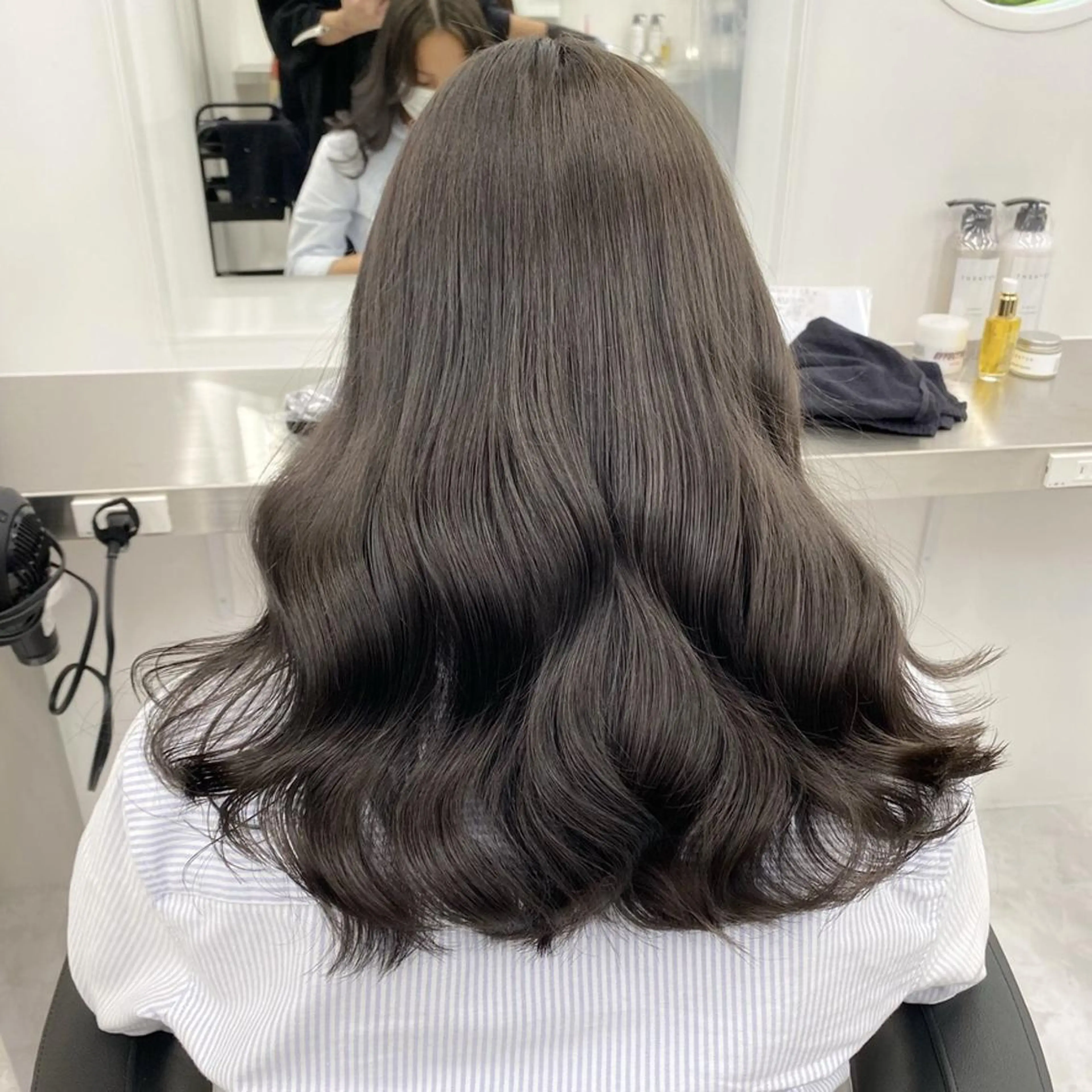 カラー 赤み消しカラー☘️ JUICE原宿☘️のヘアスタイル