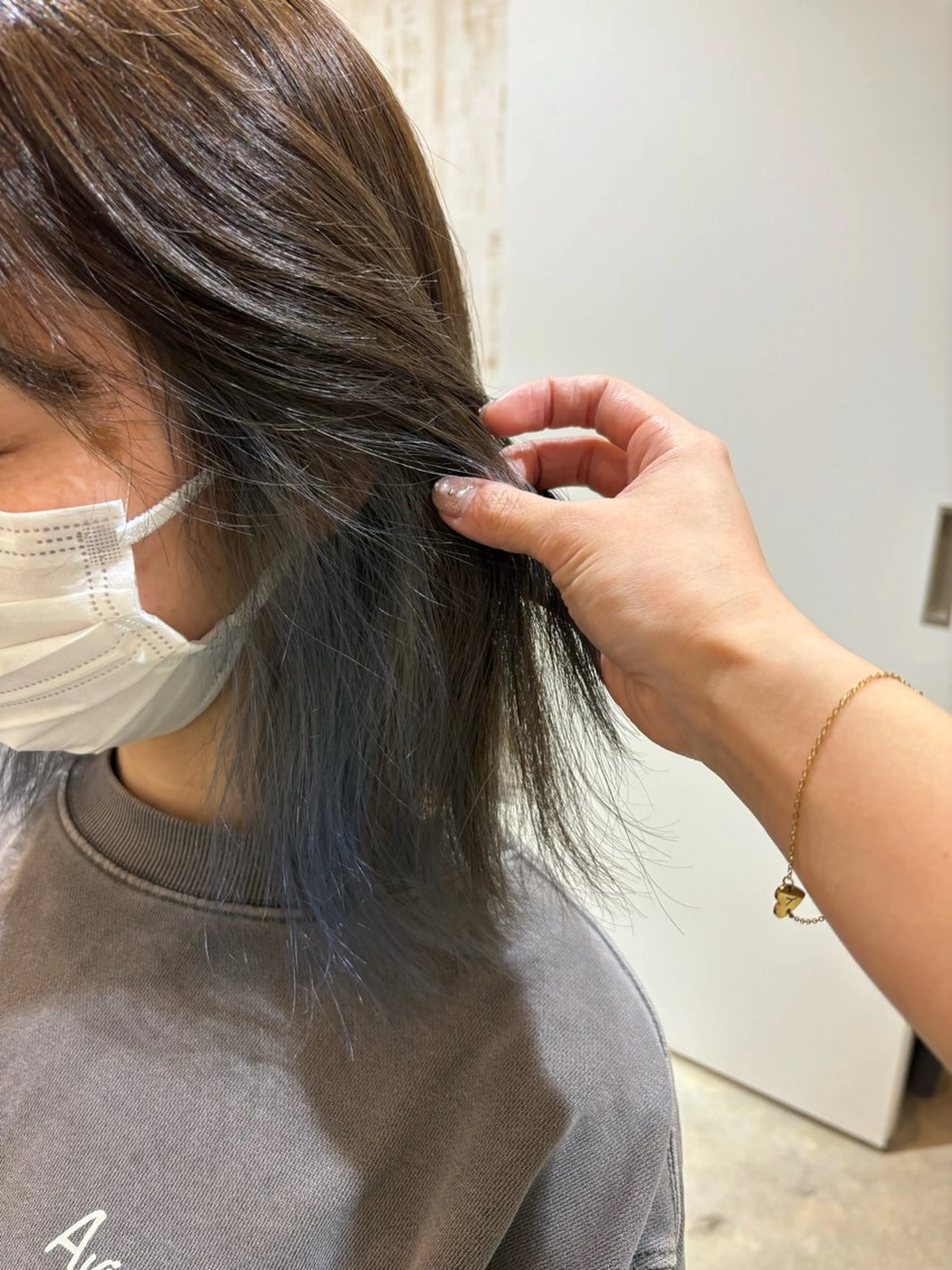 ロング レイヤーカット カット ヘアカラー SOMEDAY Lx所属・佐藤 優里のヘアスタイル
