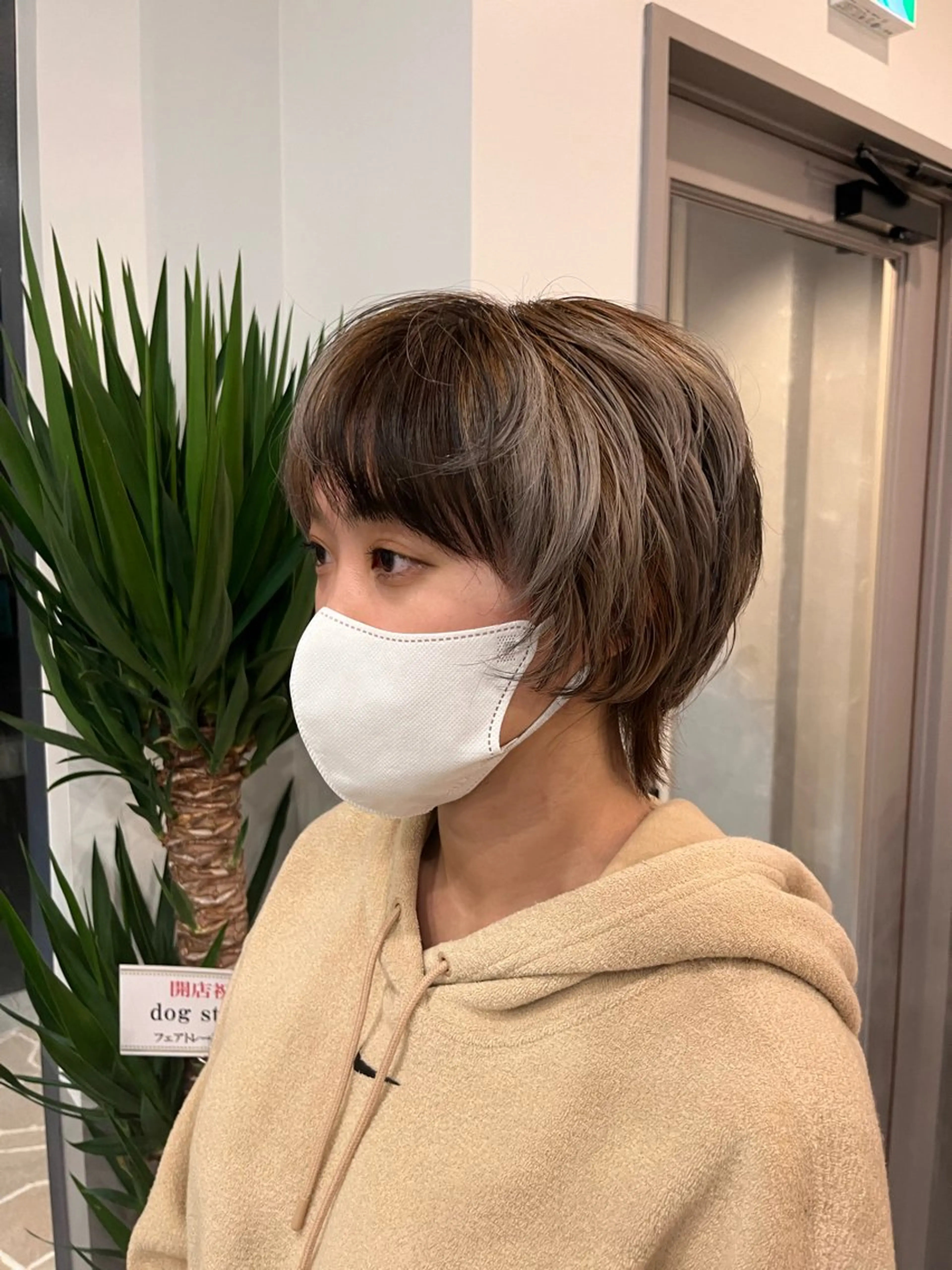 ショート カラー 伸ばしかけ ウルフカット カット dogstar小林諒 レイヤー/ブリーチのヘアスタイル