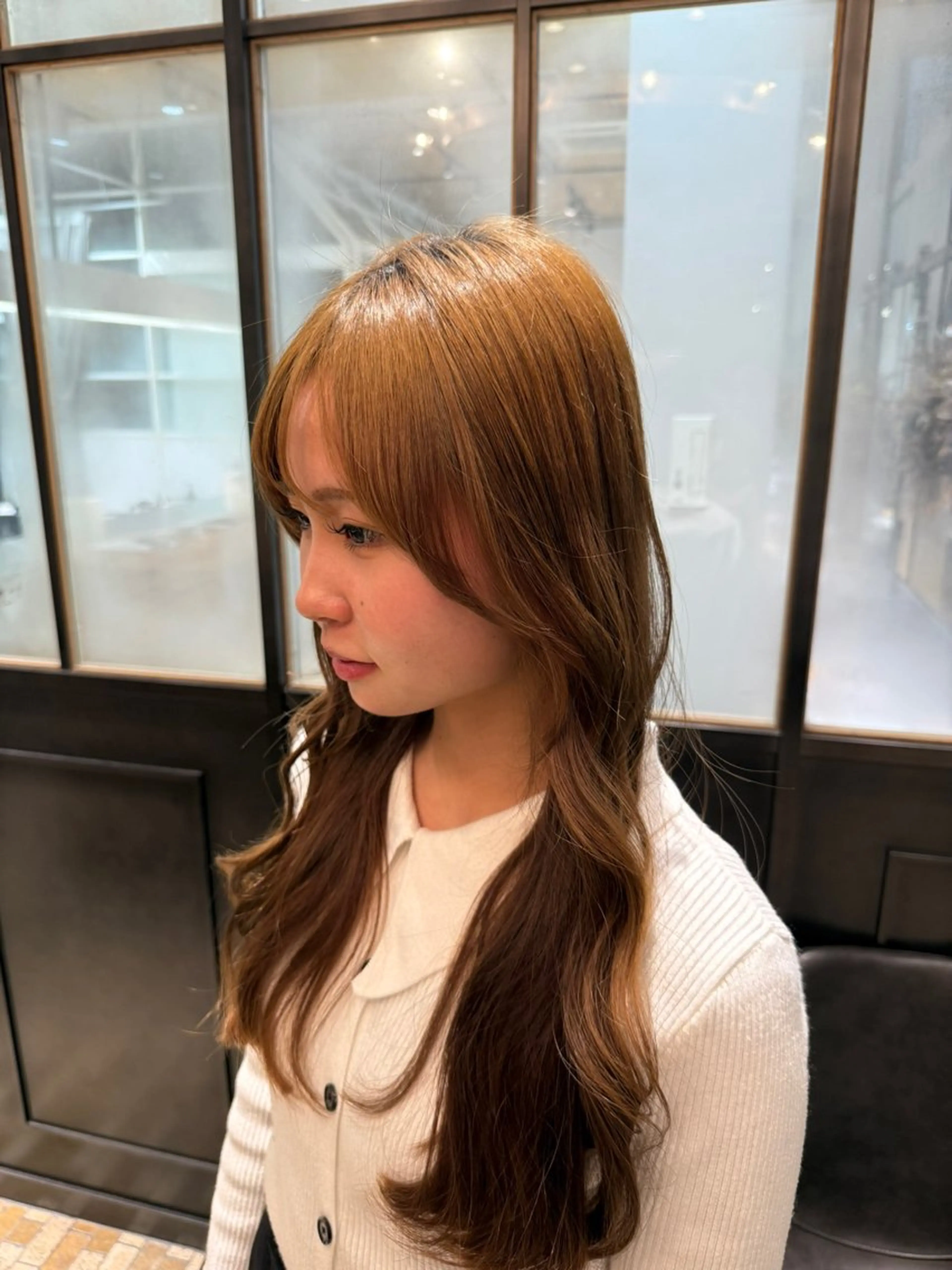 ロング カット ヘアカラー 齊藤 百伽のヘアスタイル