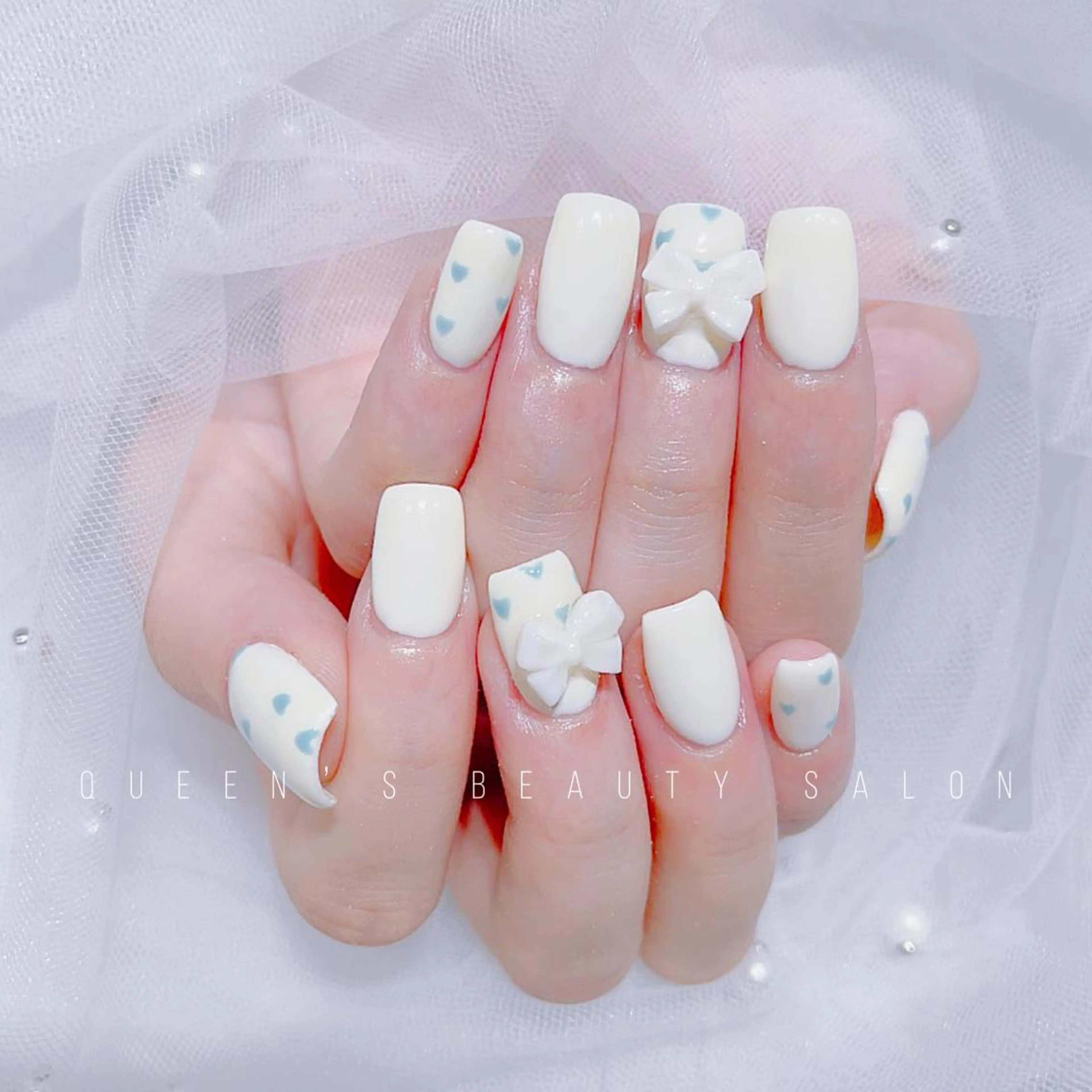 ネイル ハンドネイル Queens みなみのネイルデザイン