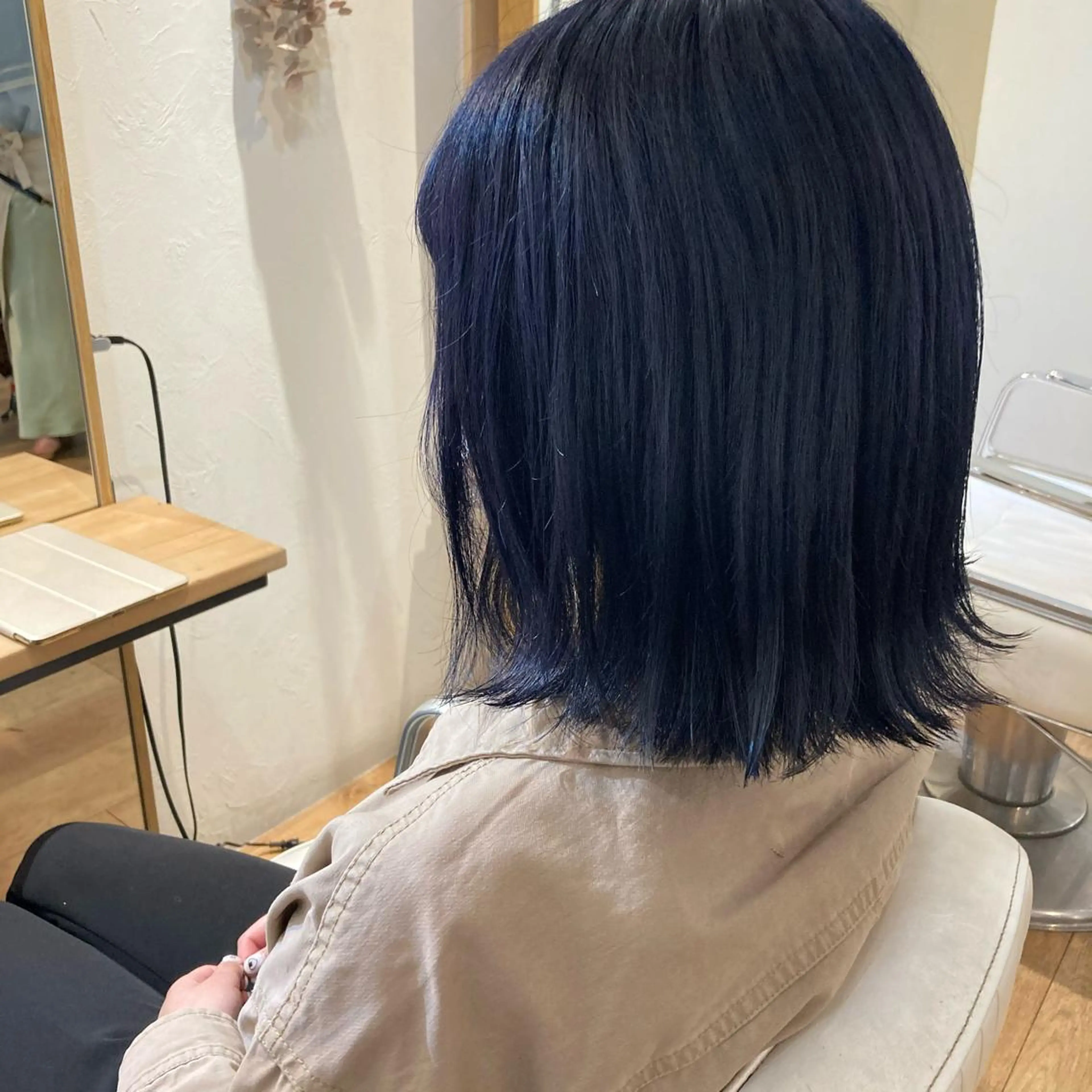 ミディアム NEWI 京橋 京橋【tomomi】のヘアスタイル