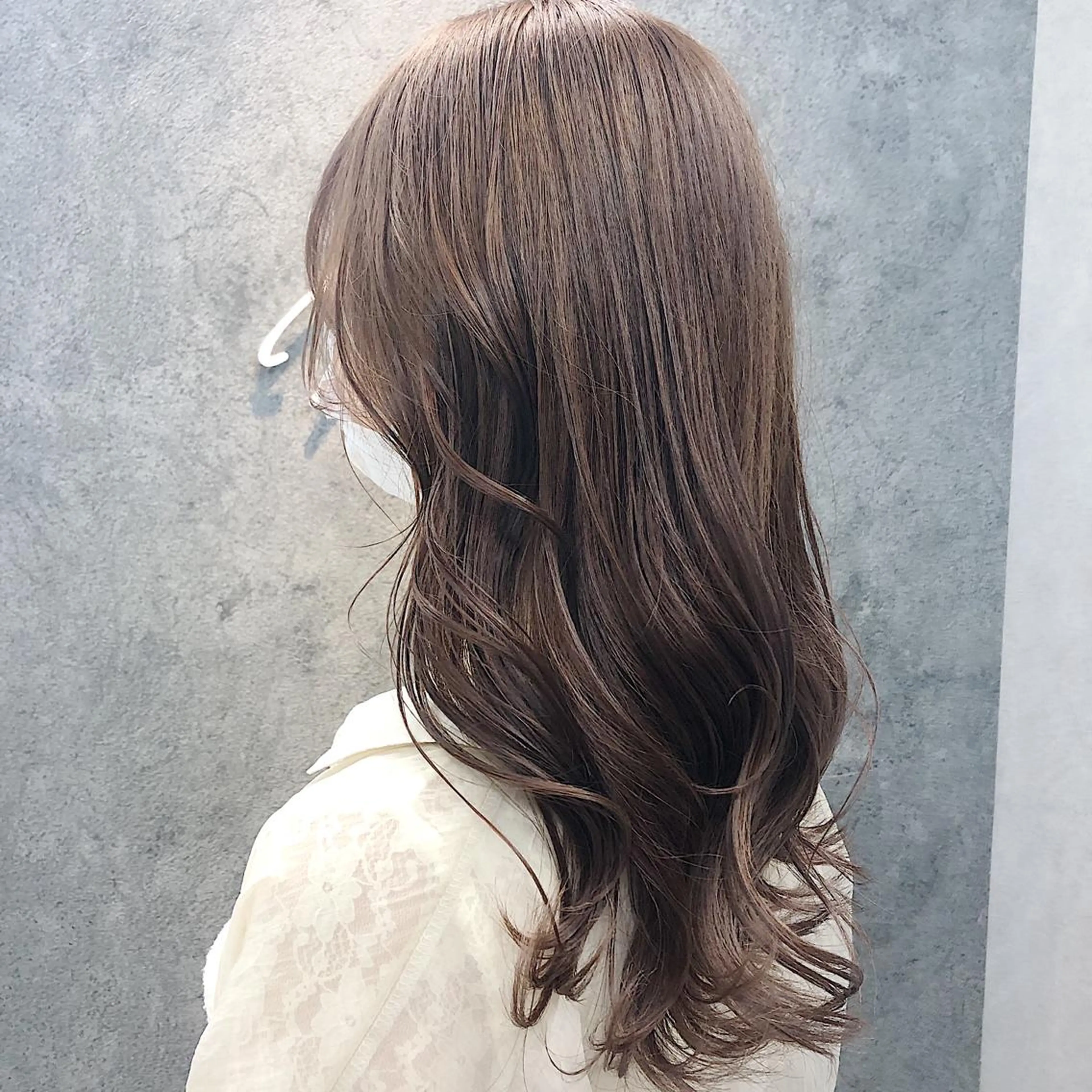 セミロング カット ヘアカラー トリートメント 所渉/韓国レイヤー /ウルフカットのヘアスタイル