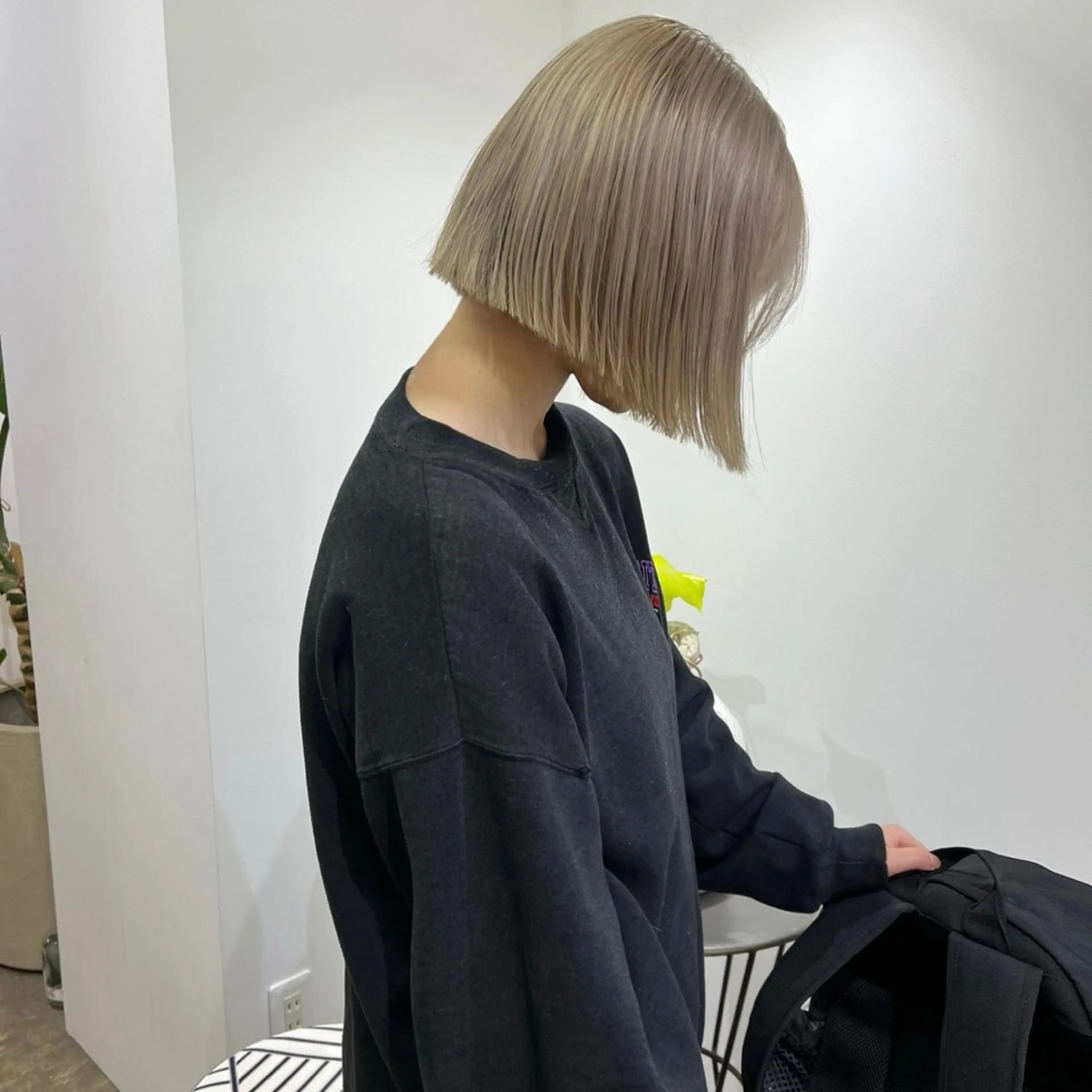 ショート カラー ハイトーン/心斎橋/ honomiのヘアスタイル