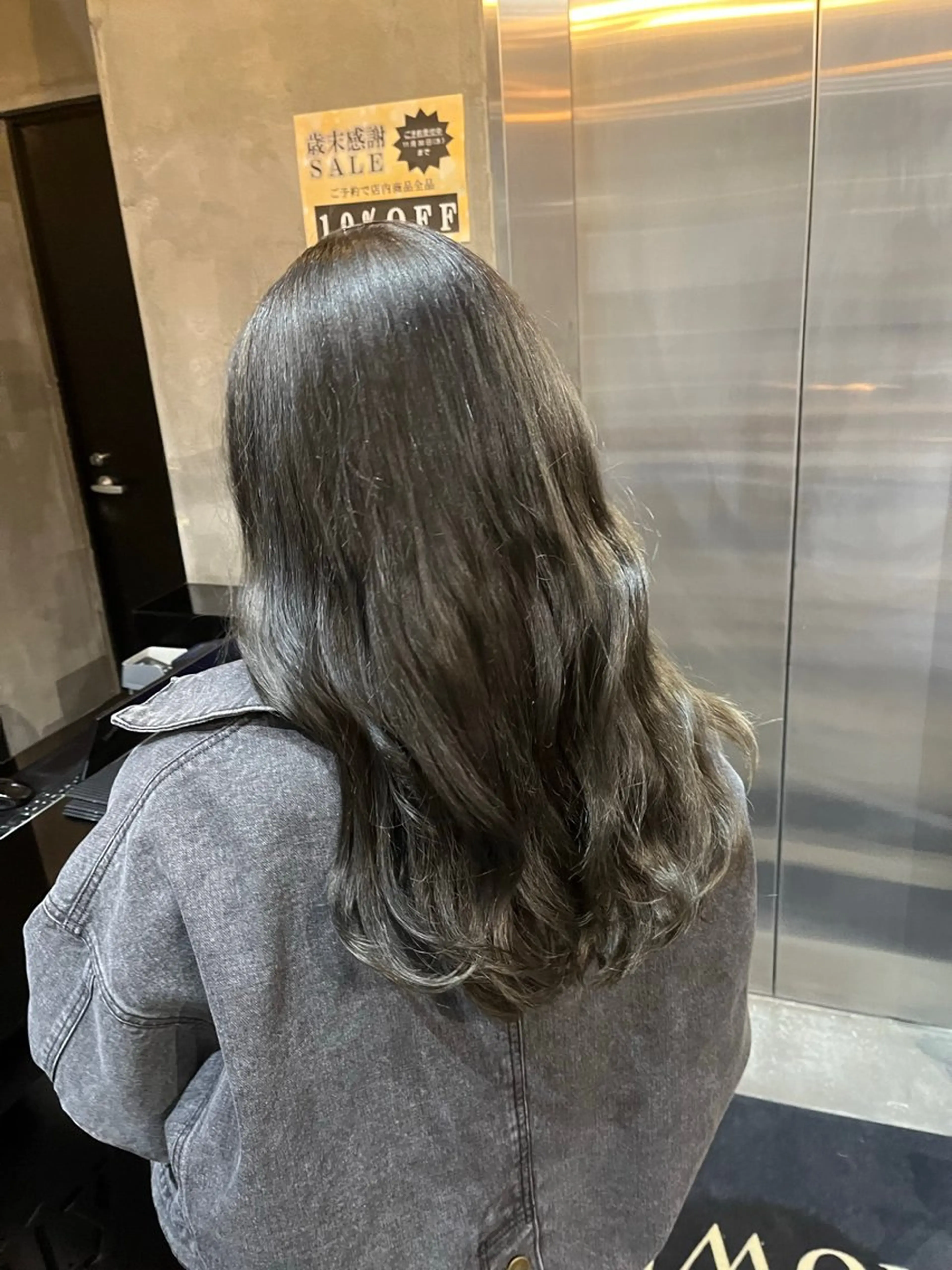 ロング カラー ヘアカラー 川尻 竜正のヘアスタイル