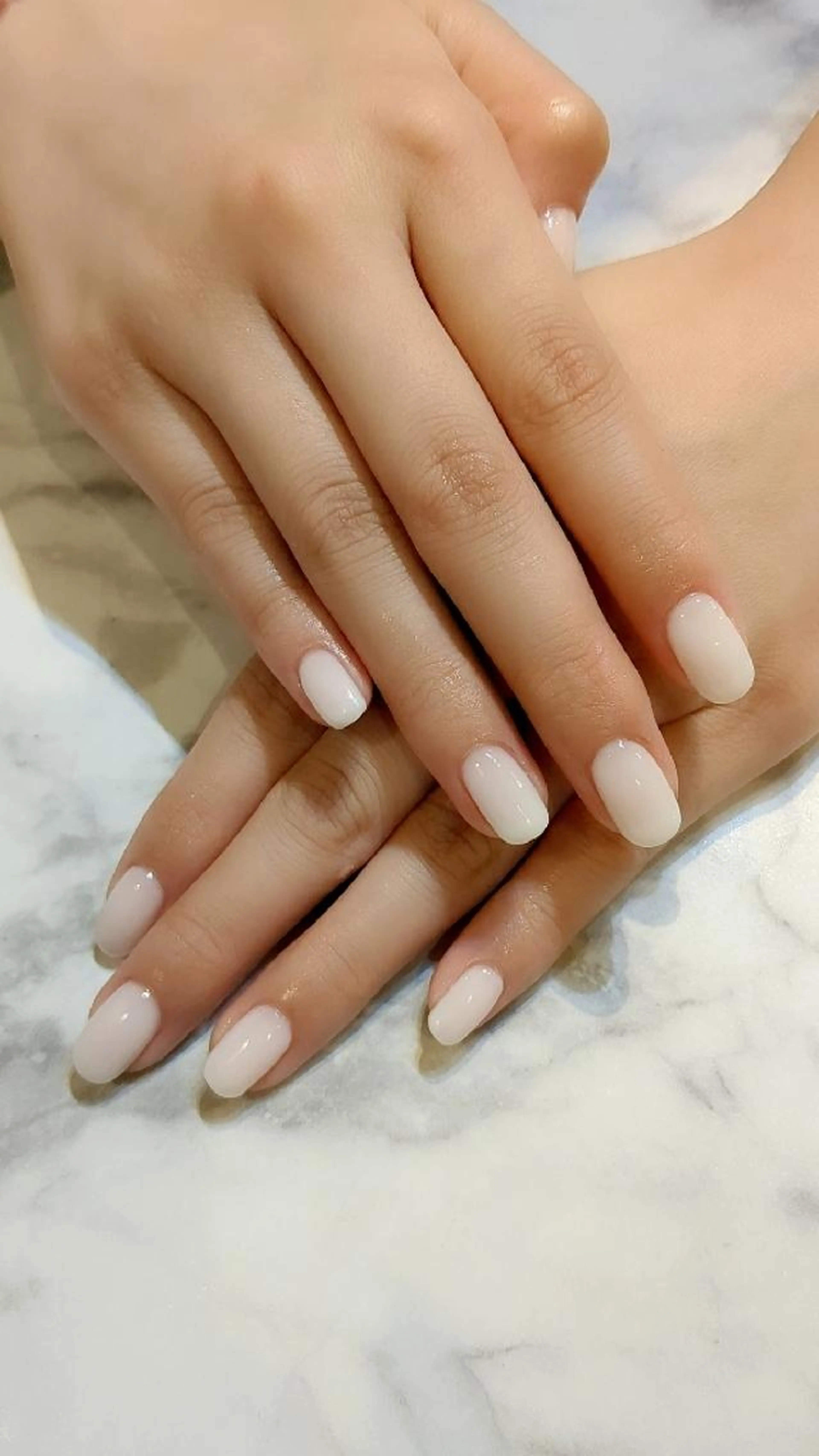 【初回オフ無料】シンプルハンドネイル☆ワンカラーのみ　¥5330の写真