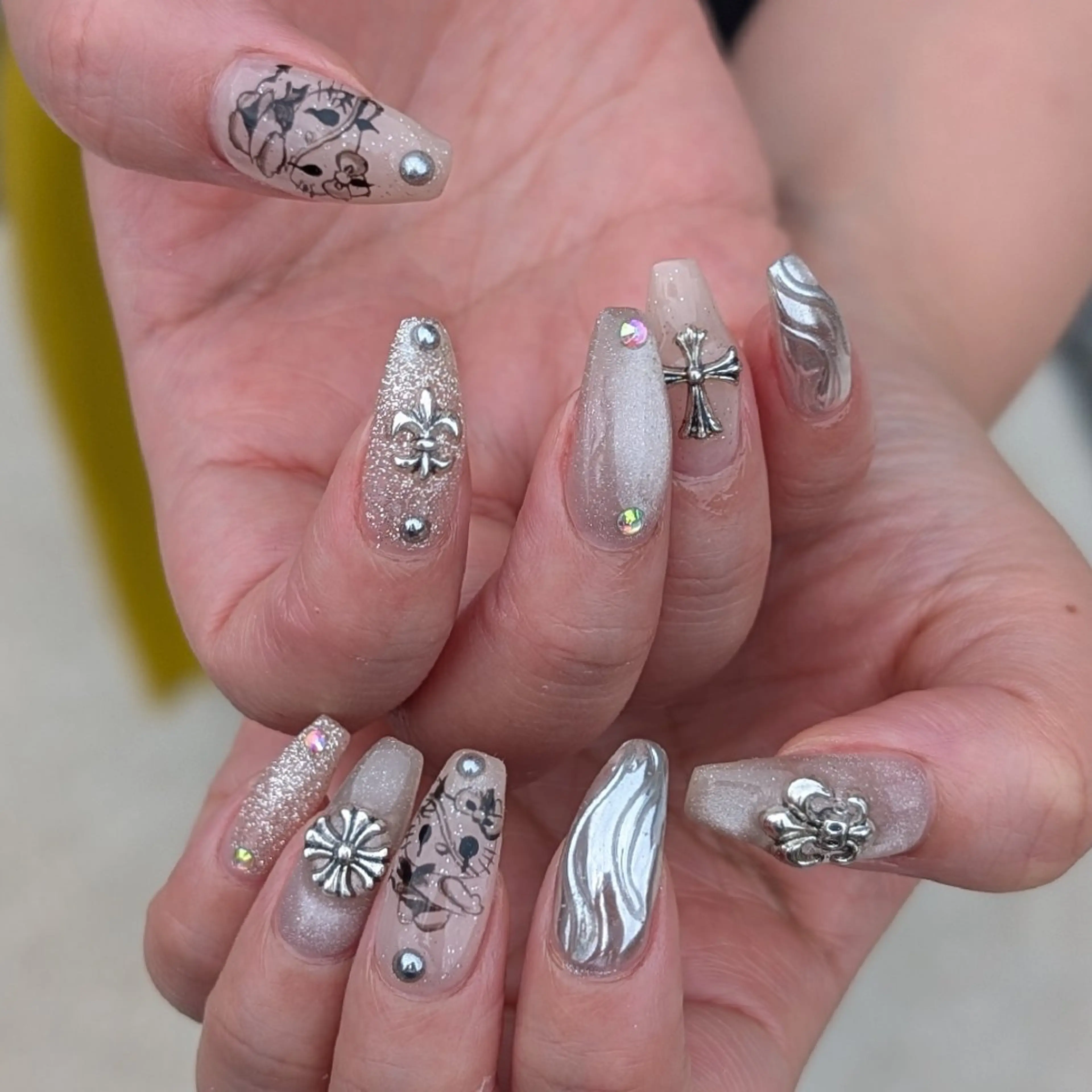 ネイル ハンドネイル kii nailsのネイルデザイン