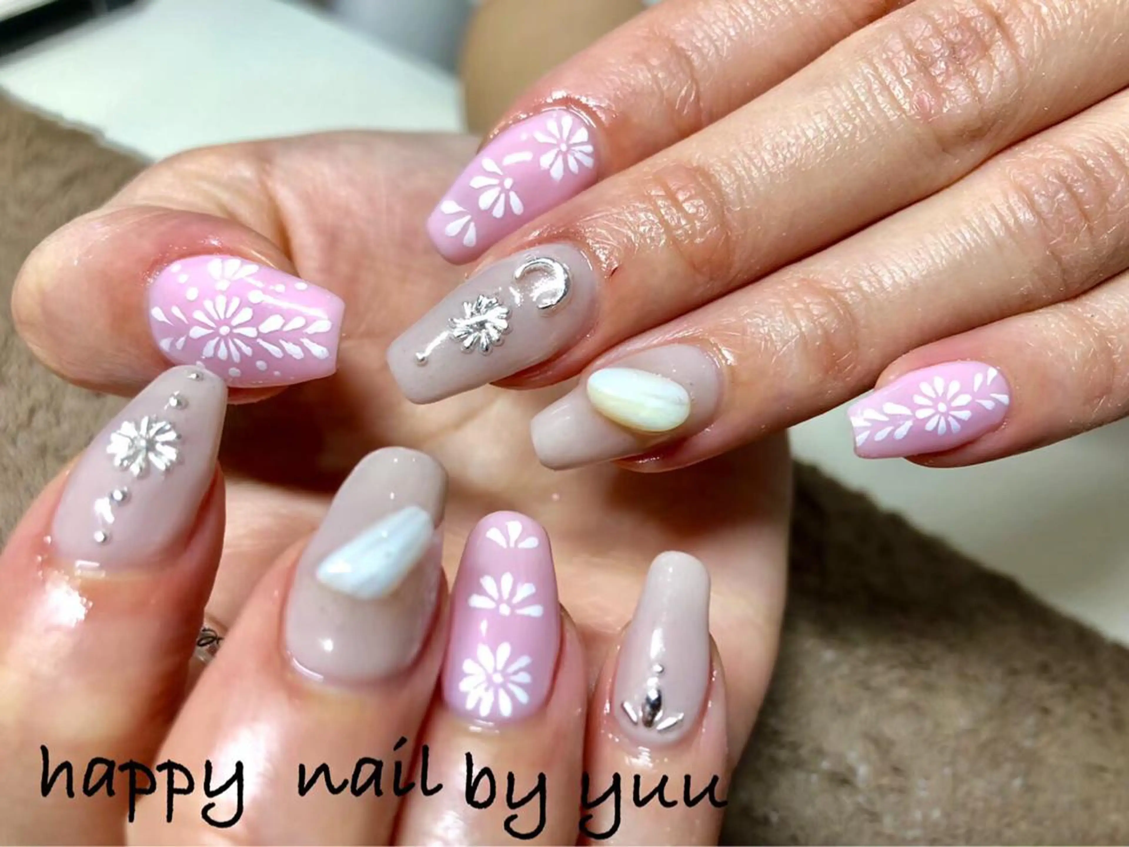 ネイル Happy Nailのネイルデザイン