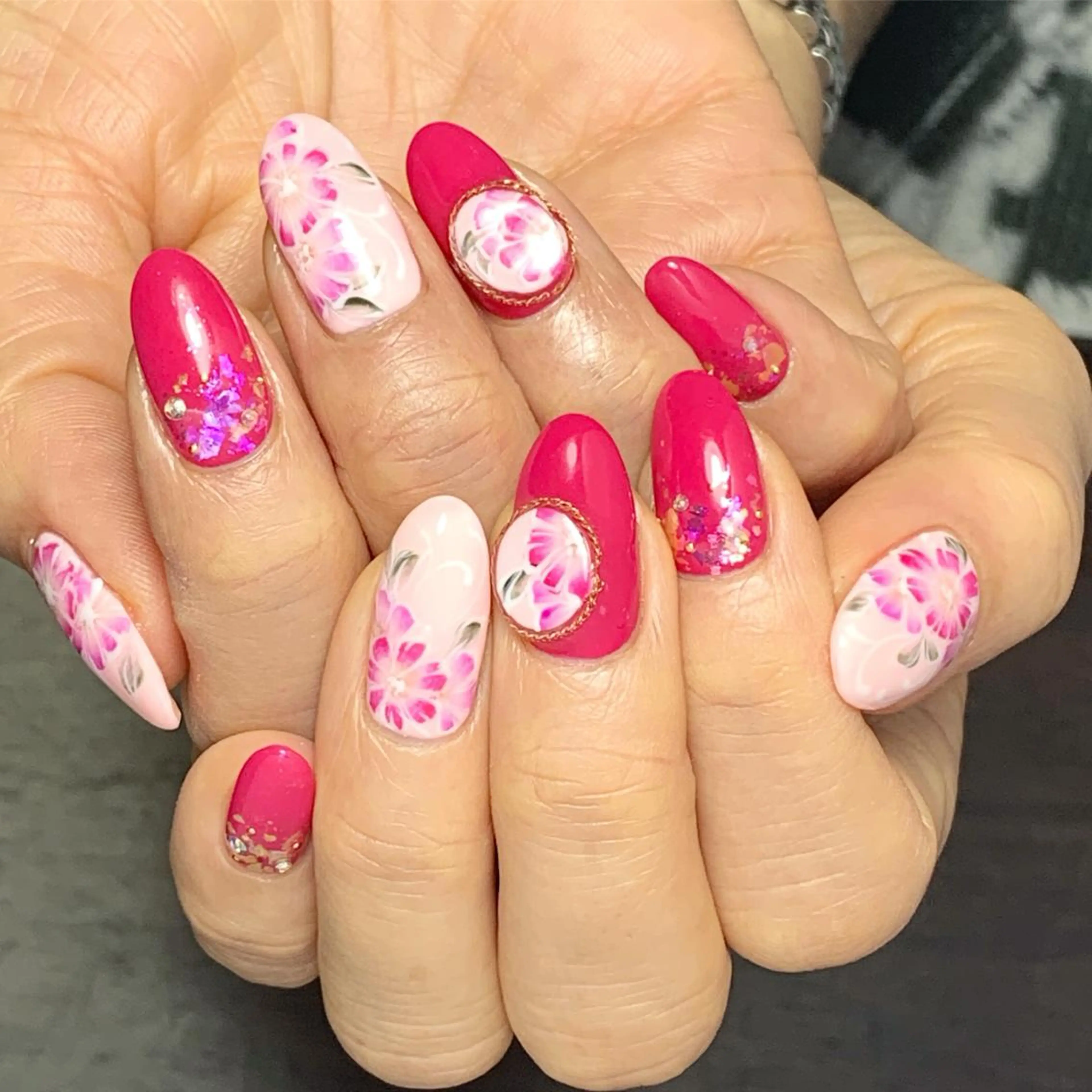 ネイル alma nailsのネイルデザイン