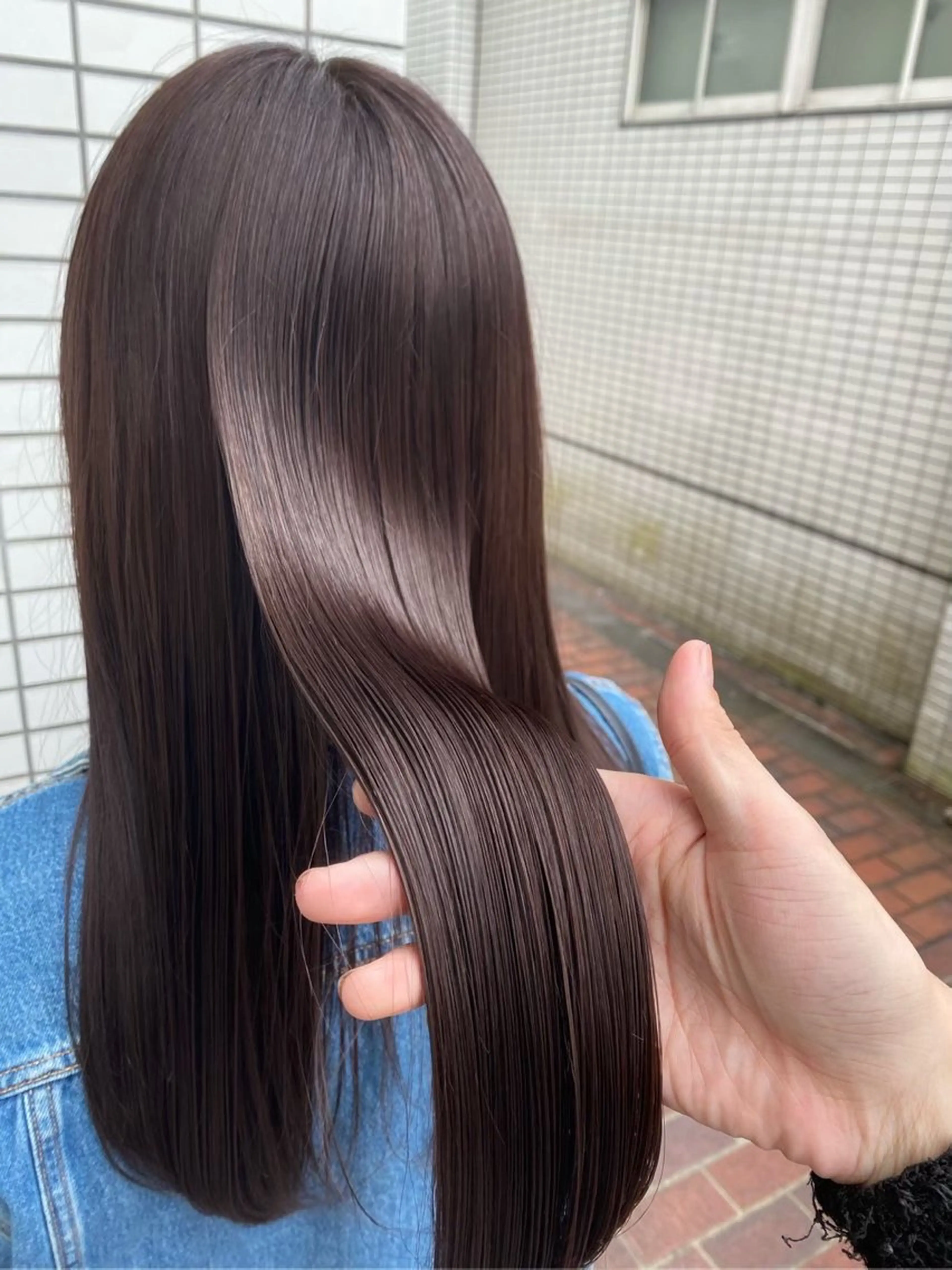 セミロング 髪質改善⭐️縮毛 🫧内藤紅葉のヘアスタイル