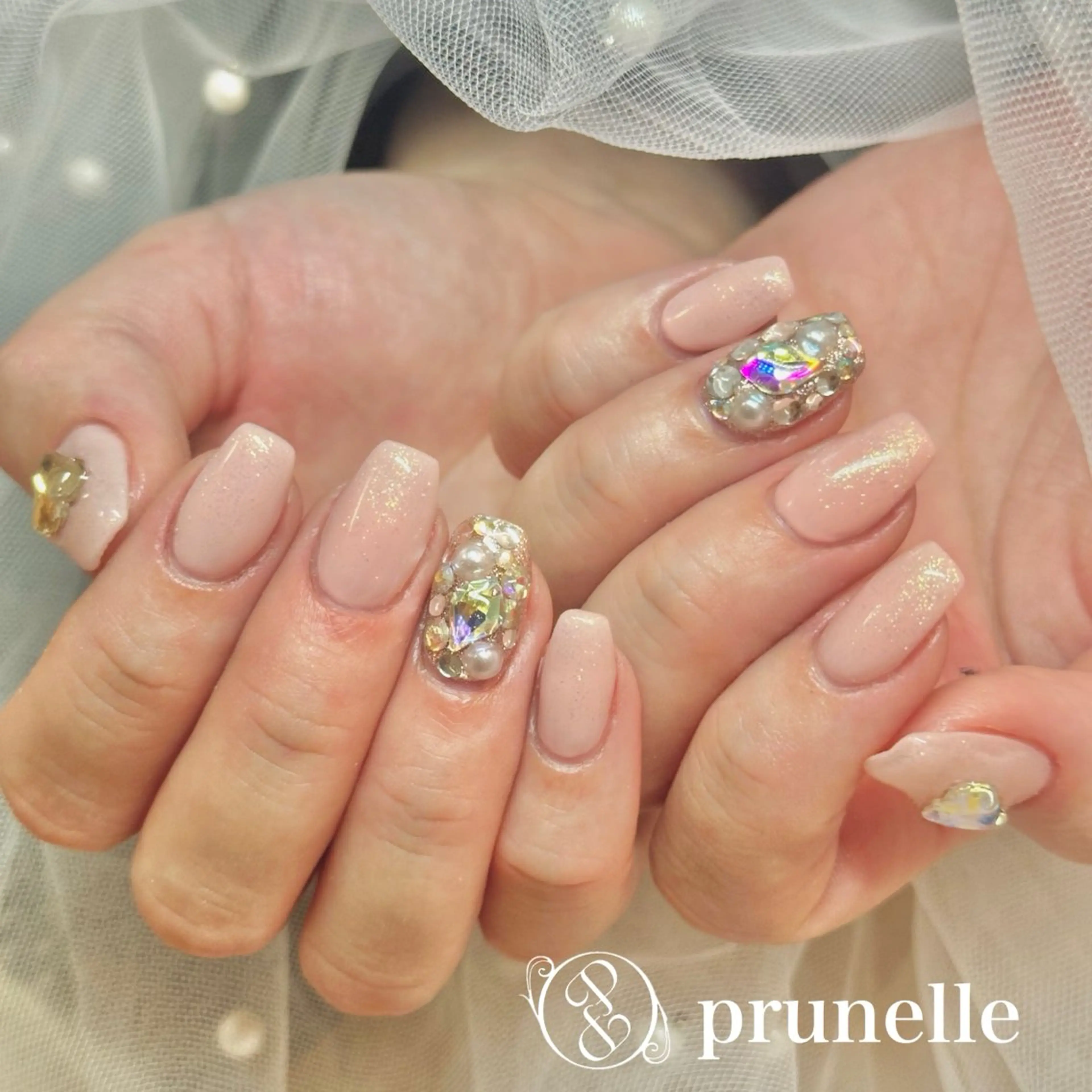 ネイル Prunelle Sawaneのネイルデザイン