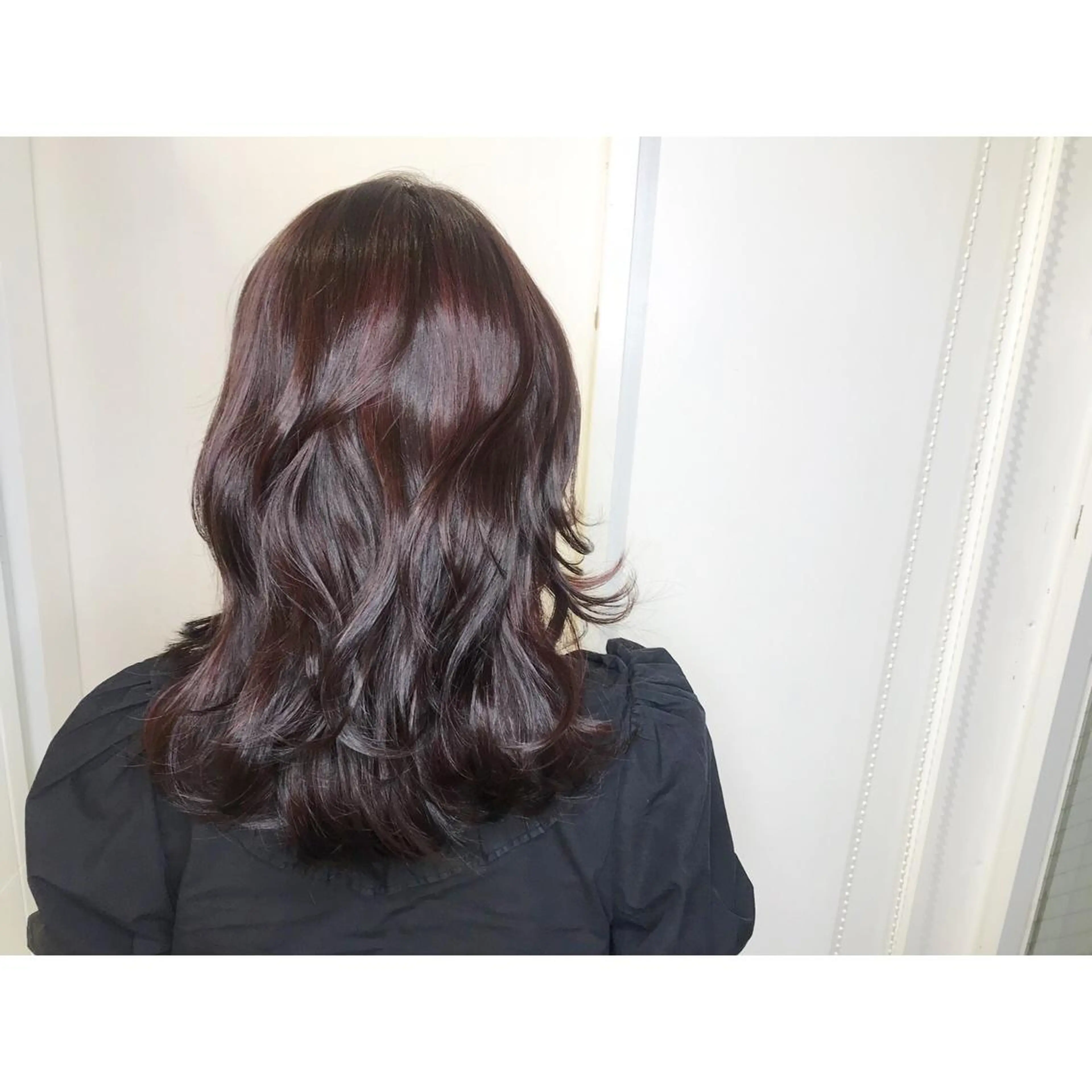 ミディアム カラー ミディアムパーマ アッシュ ベージュカラー 黒髪 透明感カラー 寺山 佳貴のヘアスタイル