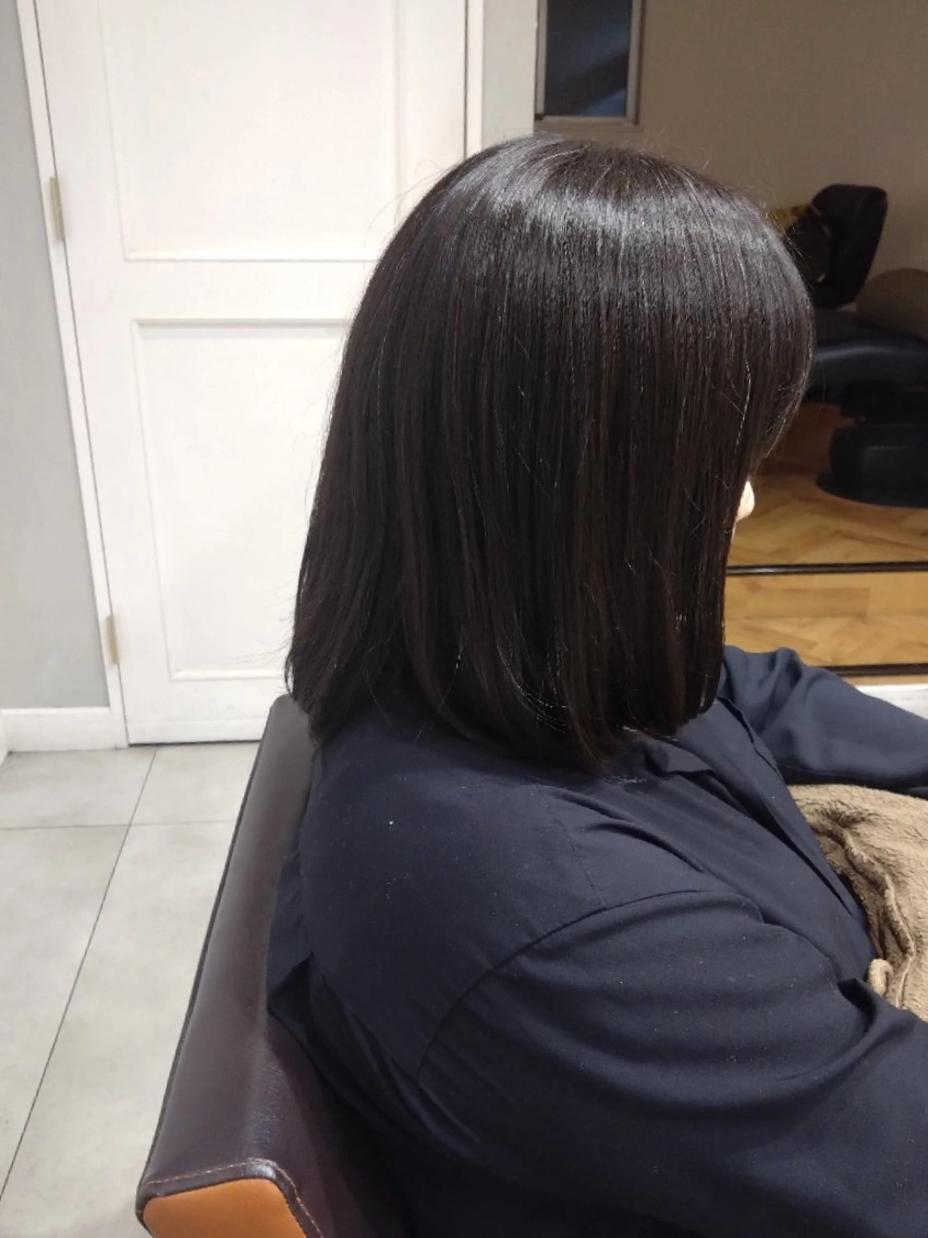 ミディアム 中山 樹のヘアスタイル