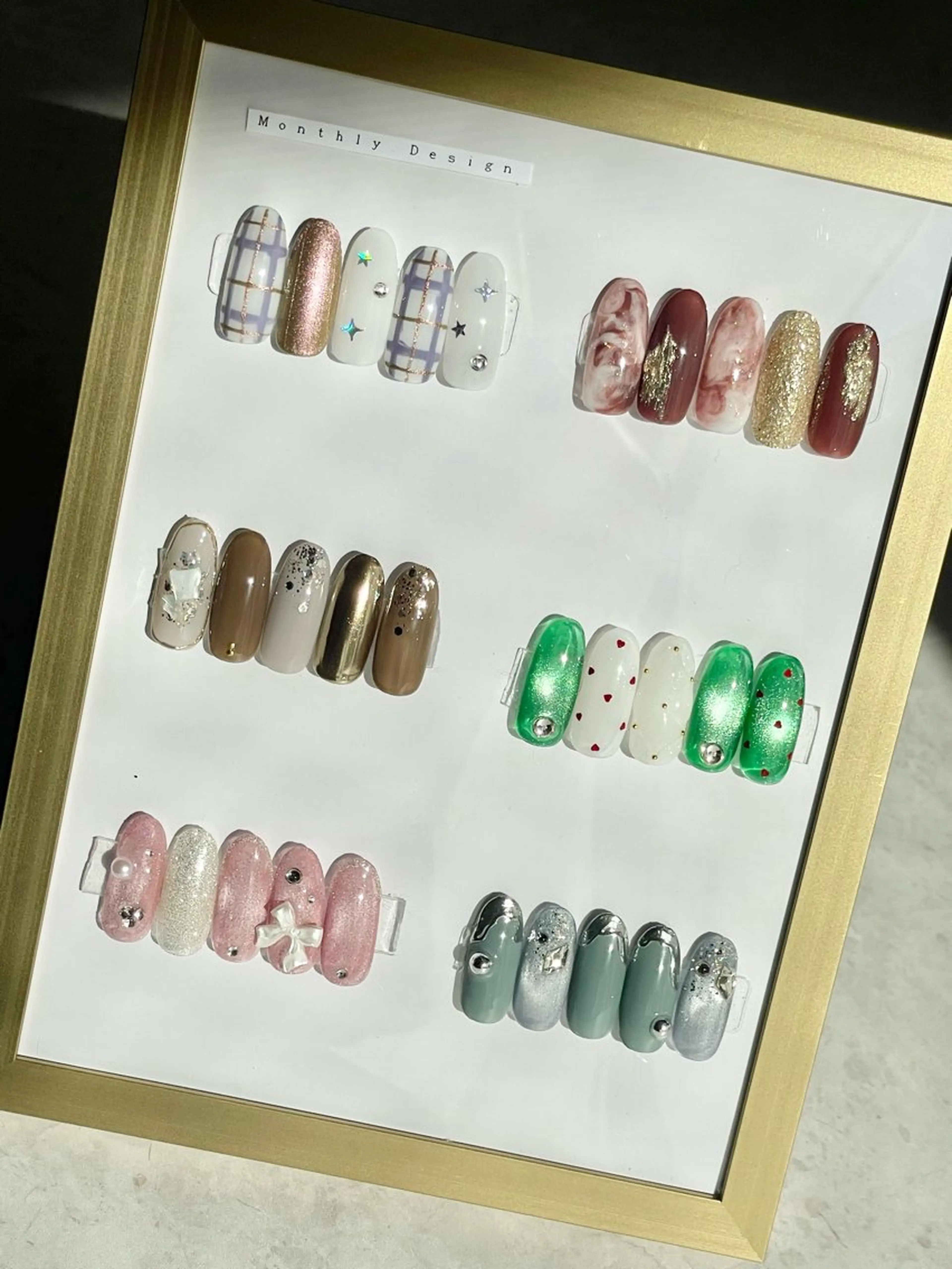 ネイル ハンドネイル SoLuna 【ソルナ】のネイルデザイン