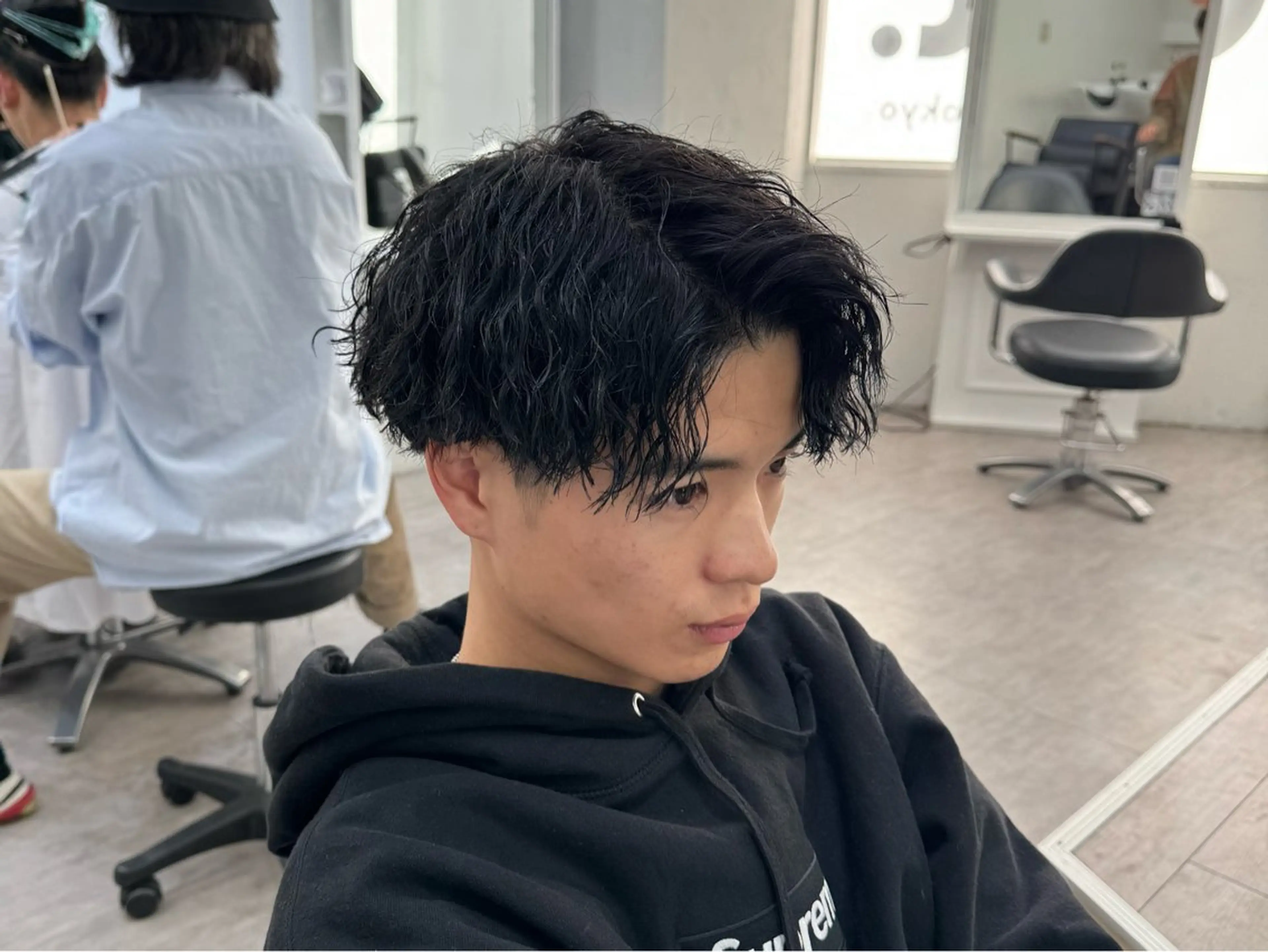 ショート パーマ メンズ men’s salon dot. tokyo 横浜店所属・🔥メンズ特化 カット1100円🔥のヘアスタイル