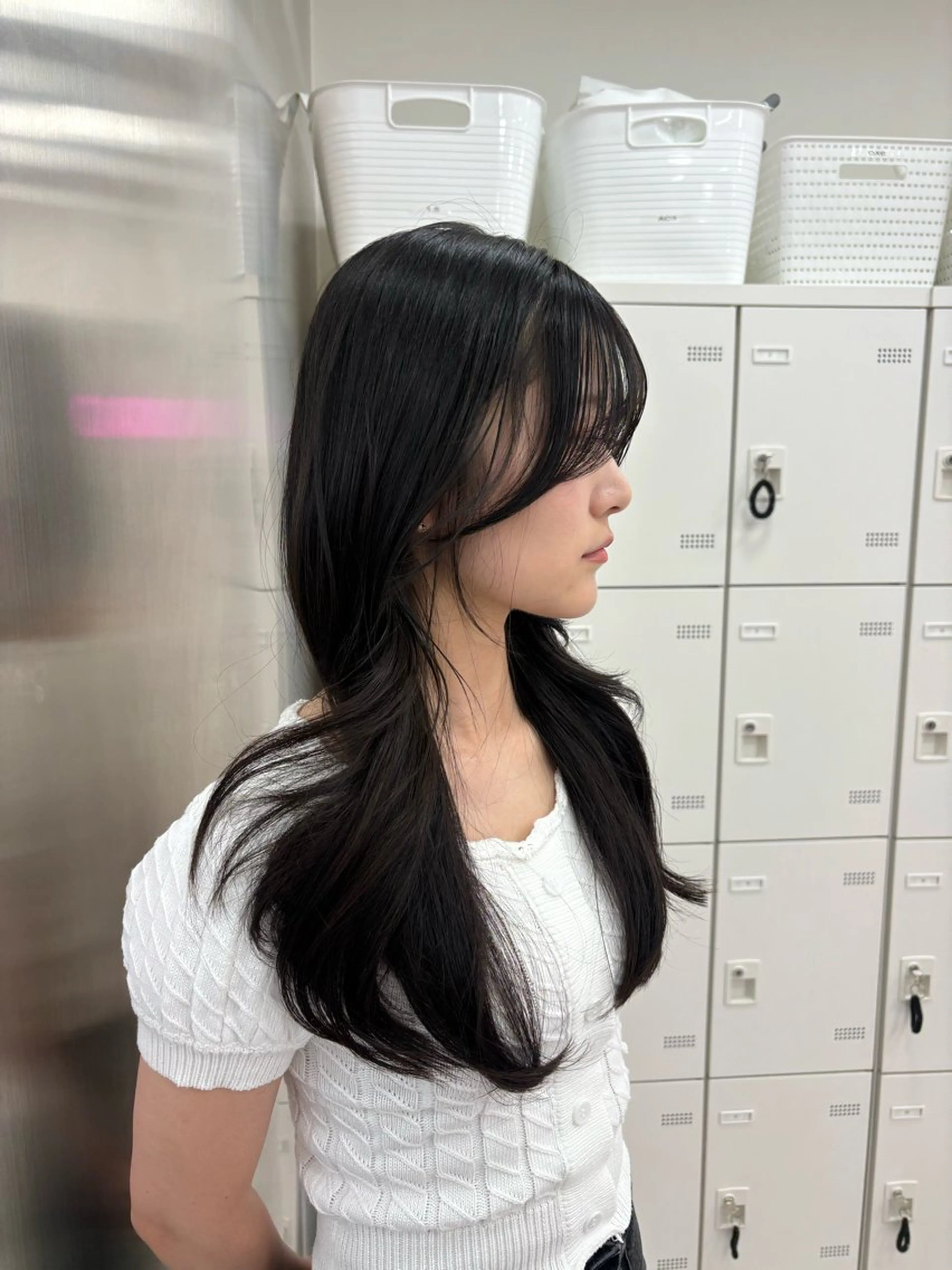 セミロング カラー カット ヘアカラー トリートメント ヘッドスパ ヘアセット 韓国レイヤー ハッシュカットのヘアスタイル