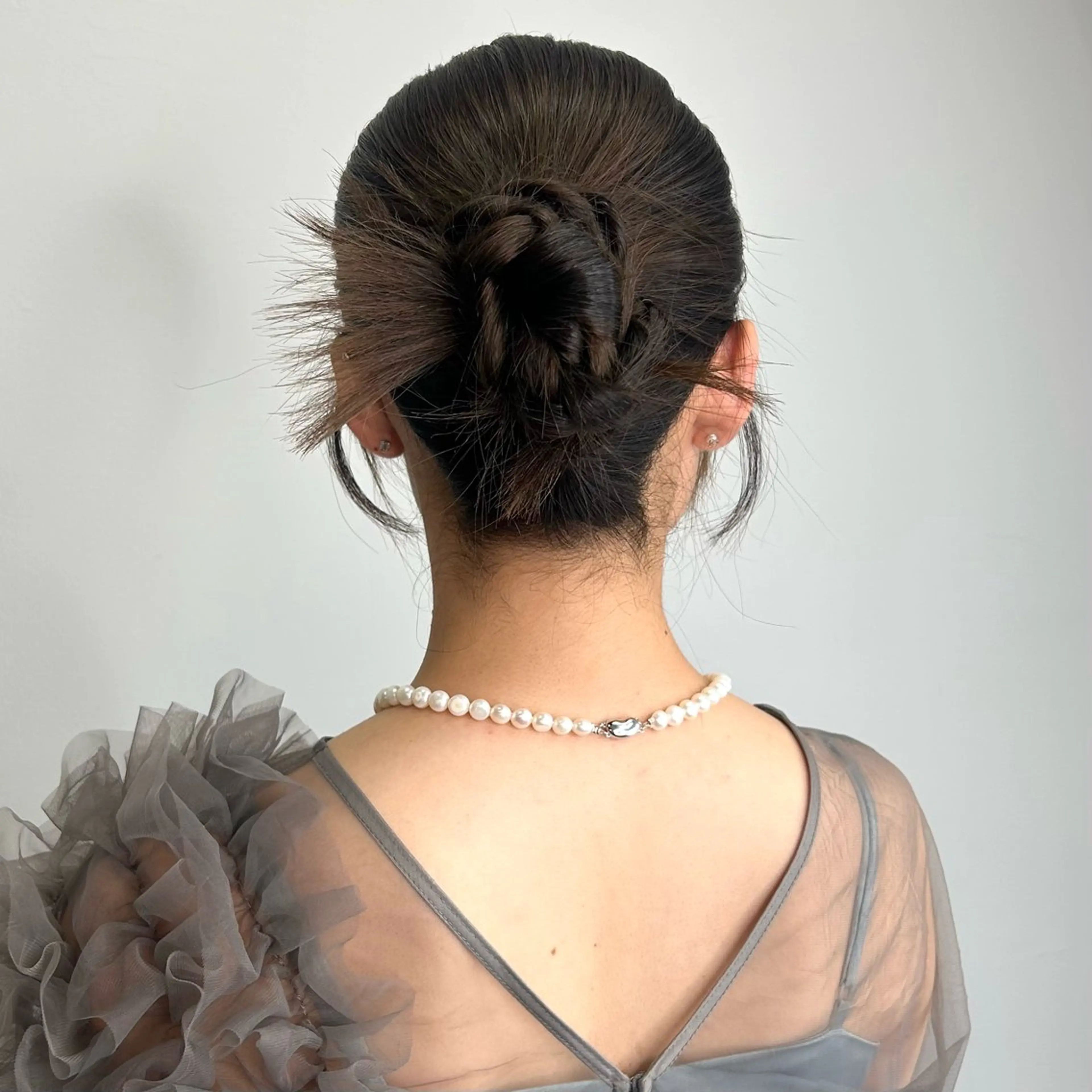 セミロング カラー ヘアアレンジ 三つ編み 韓国風ヘア レイヤーカット ヘアセット 韓国ヘア×髪質 改善🇰🇷シオリのヘアスタイル