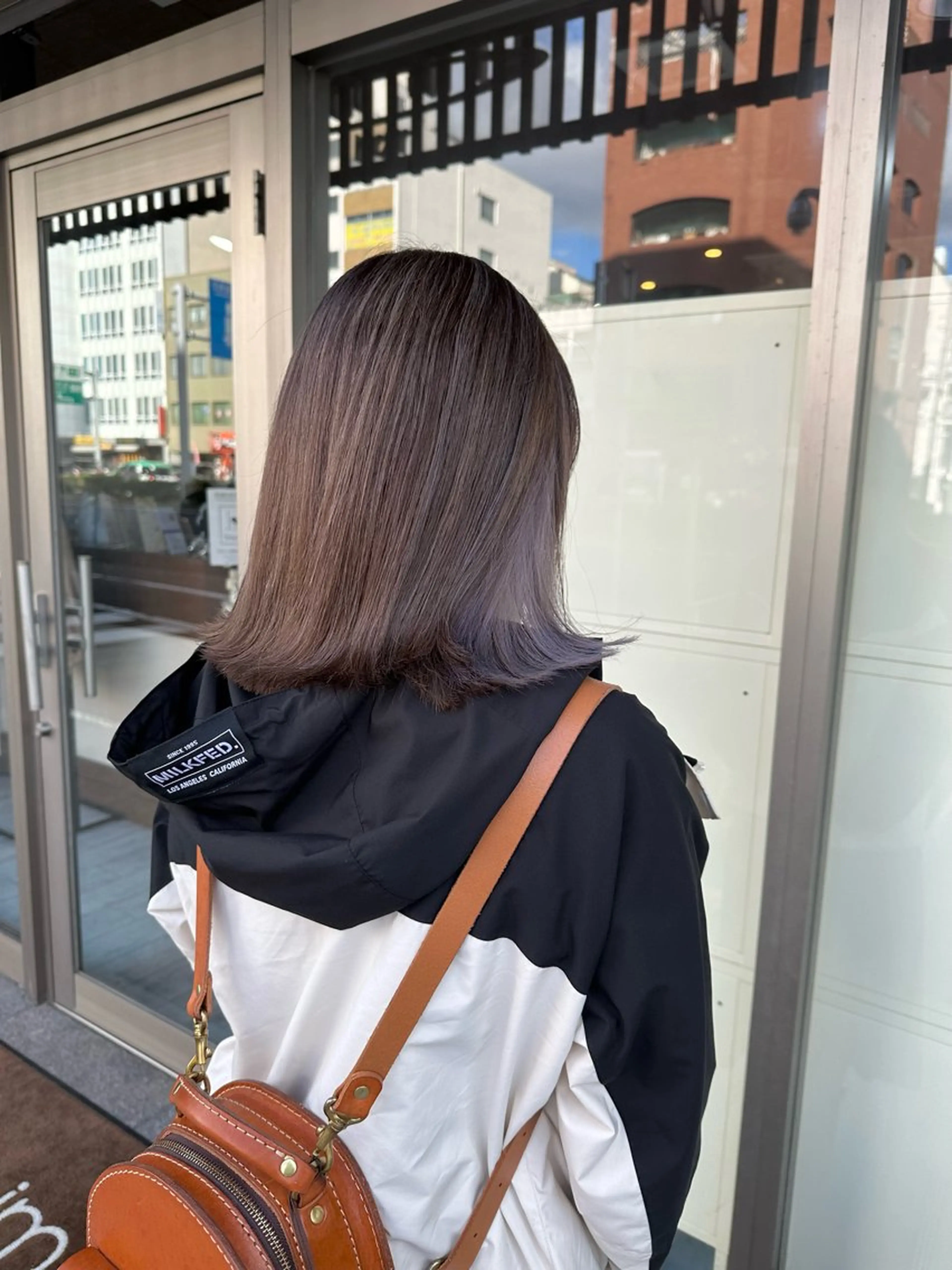 ミディアム カラー イヤリングカラー ハイライトカラー ハイライト カット ヘアカラー トリートメント 高橋 みく/ minim 暖色のヘアスタイル
