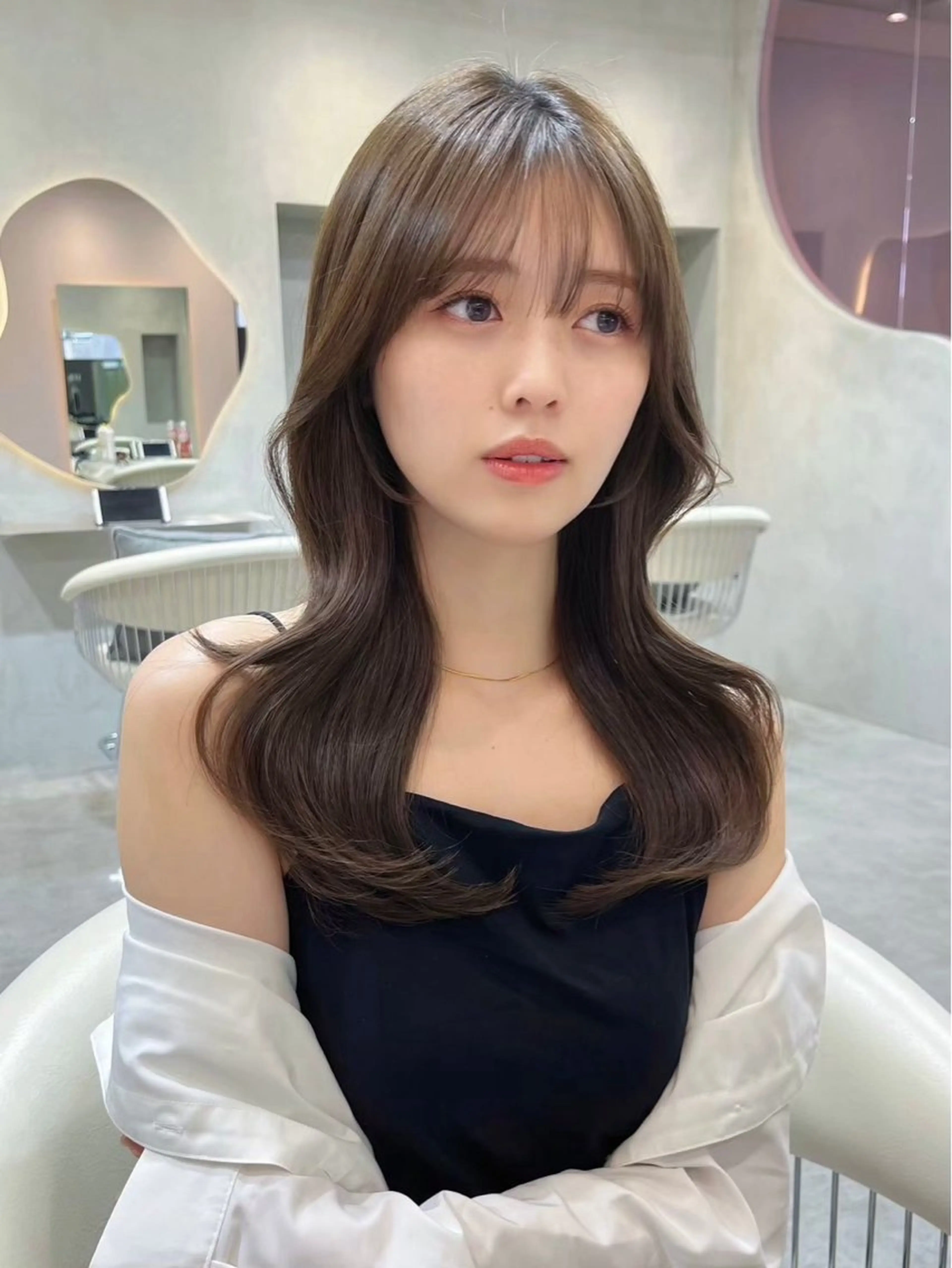 ロング 新井 望乃果のヘアスタイル